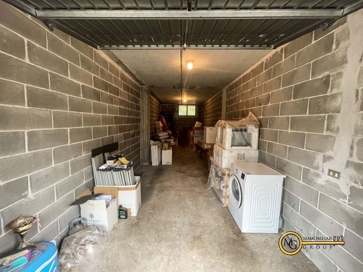 Box/Garage 29mq in vendita a Vignate