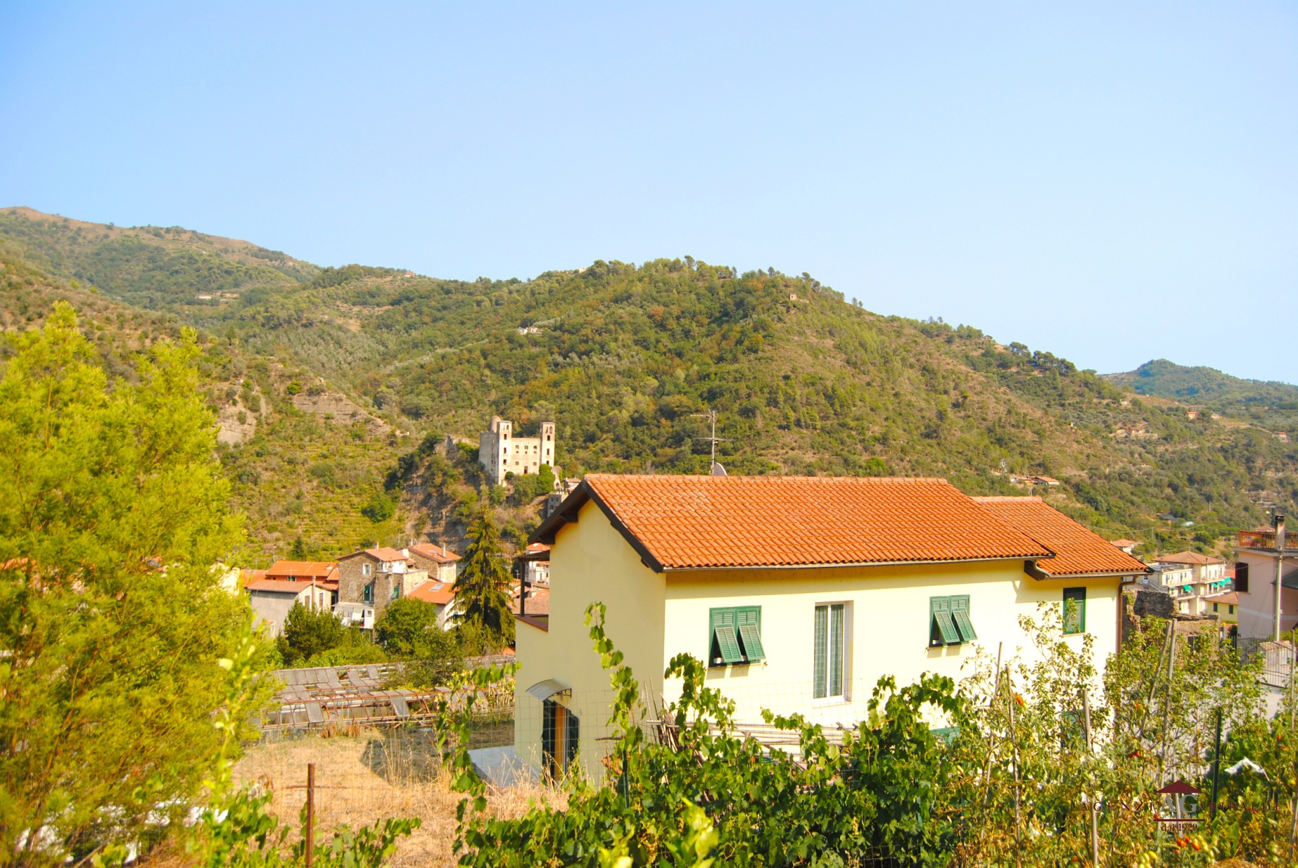 Villa in vendita a Dolceacqua