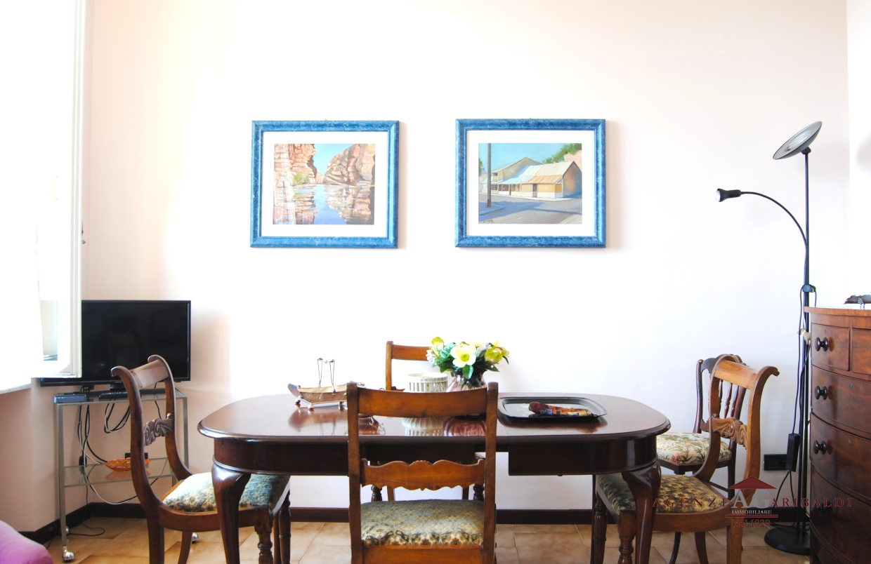 Casa indipendente in vendita a Bordighera