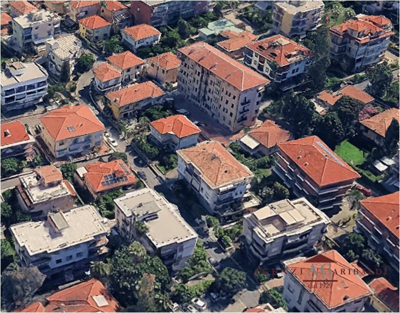 Casa indipendente in vendita a Bordighera
