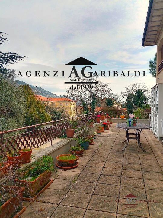 Quadrilocale in vendita, Ventimiglia latte