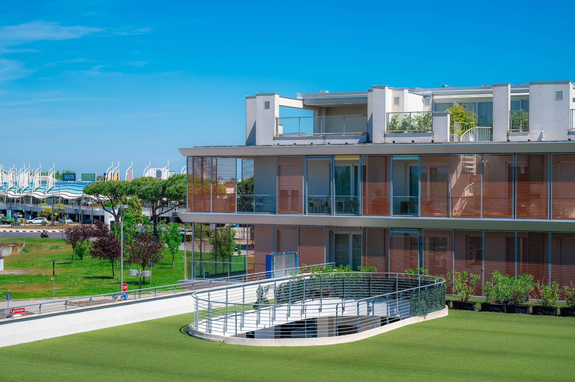 COMMERCIALE in vendita a Jesolo, Lido di Jesolo