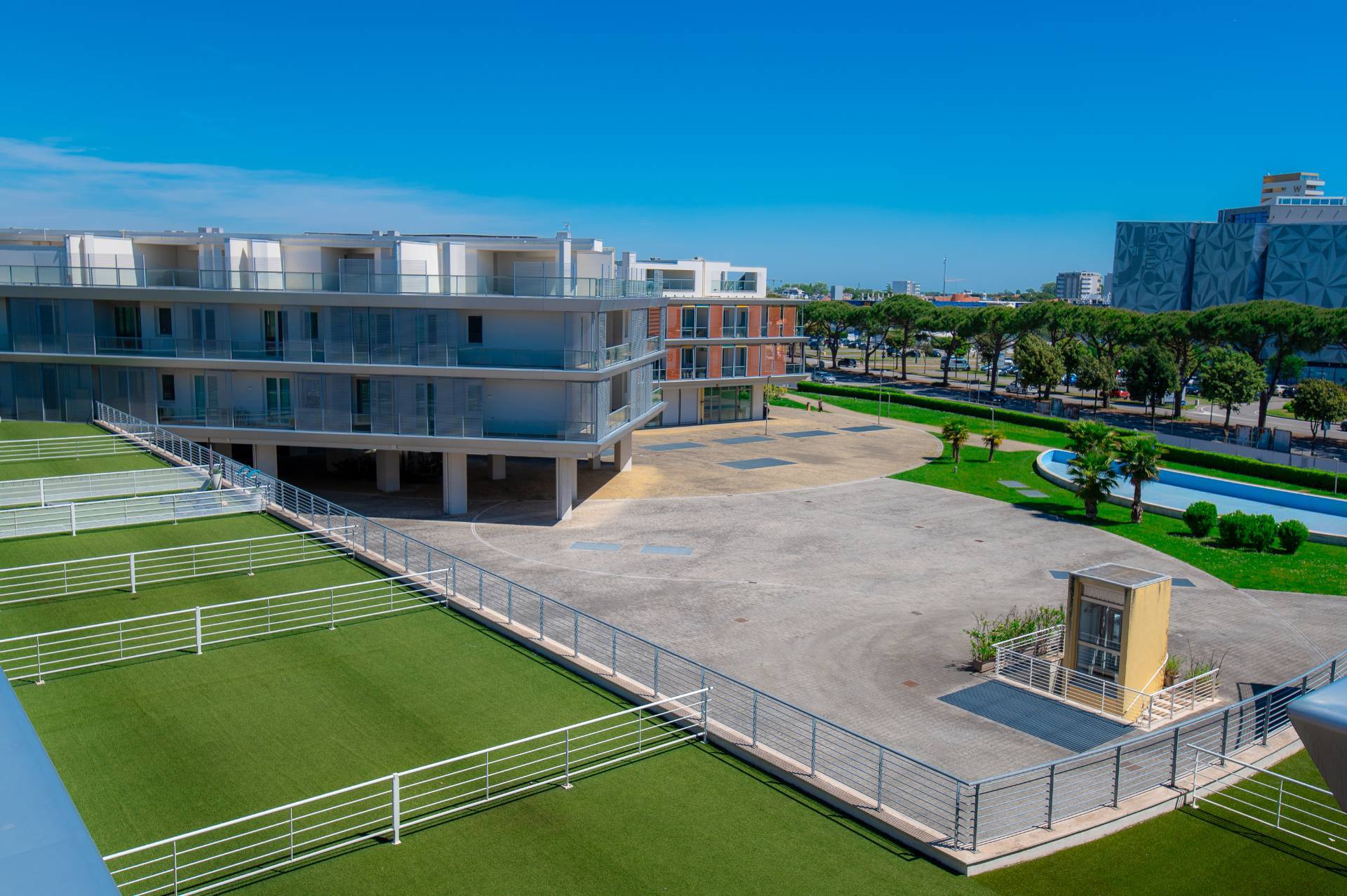 COMMERCIALE in vendita a Jesolo, Lido di Jesolo