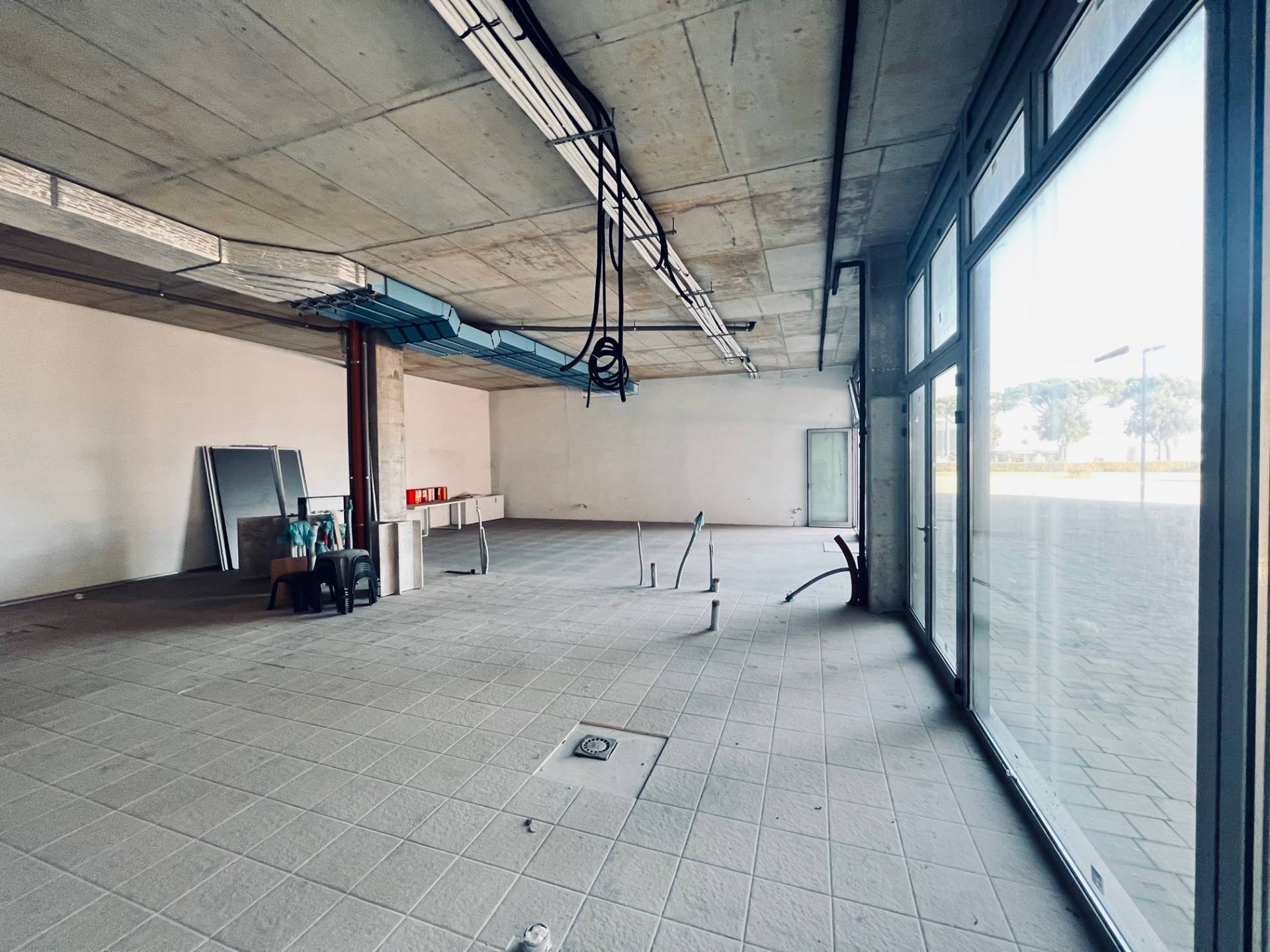 Direzionale - Commerciale in vendita a Jesolo, Lido di Jesolo