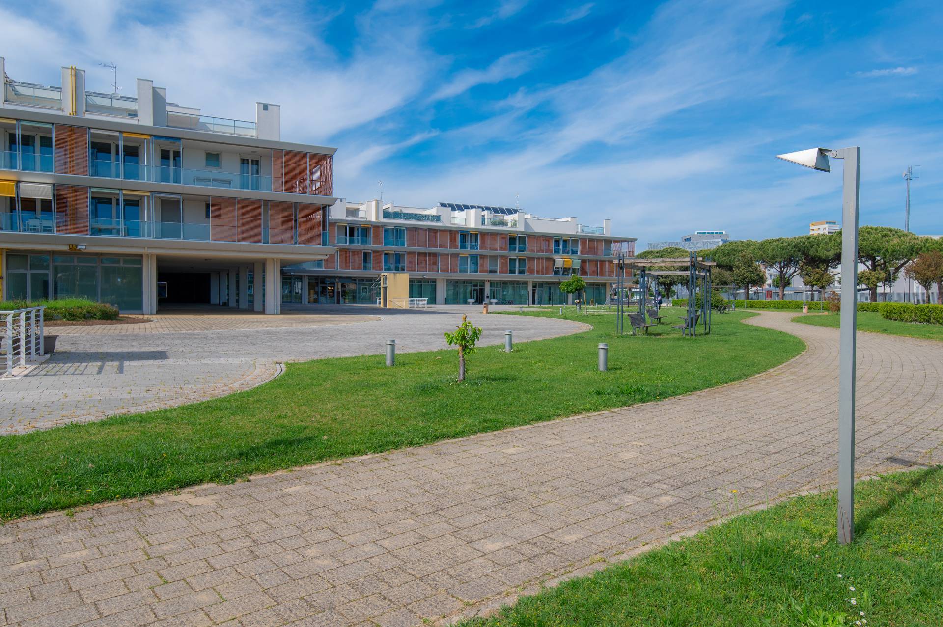 Locale Commerciale in vendita a Jesolo, Lido di Jesolo