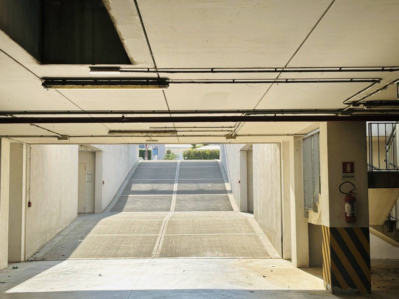 Posto auto coperto in vendita a Jesolo, Lido di Jesolo