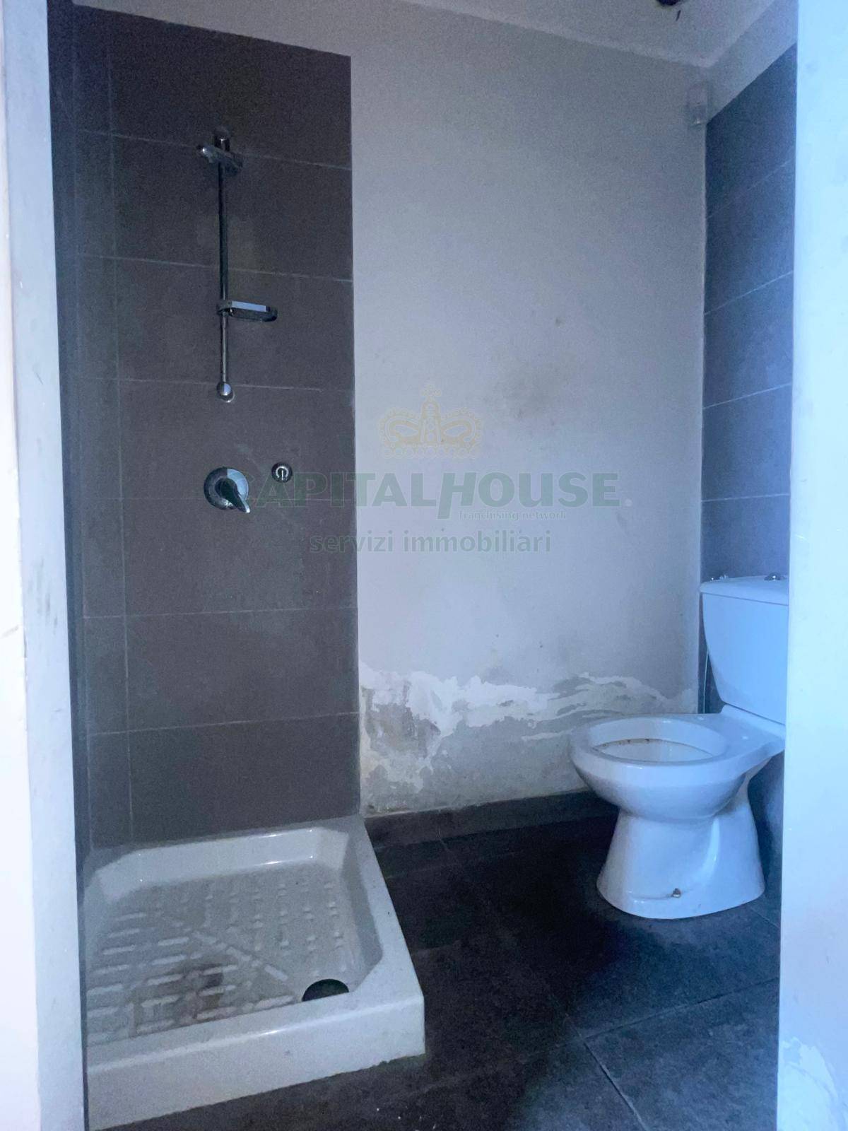 Laboratorio in affitto a Pomigliano d'Arco