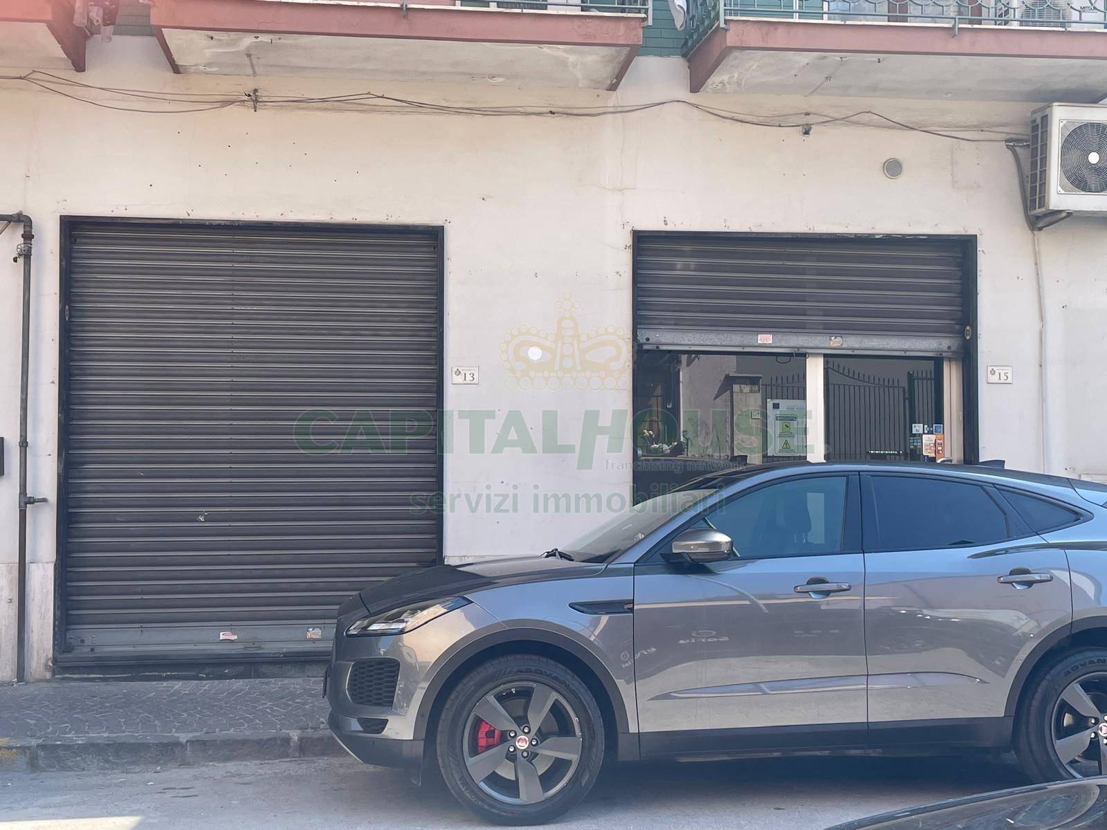 Commerciale in affitto a Pomigliano d'Arco