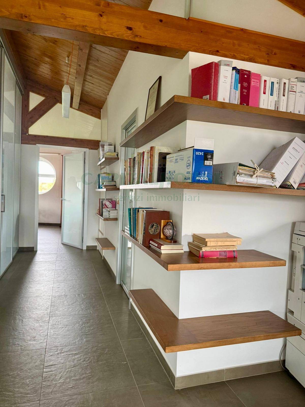 Ufficio in affitto a Sant'Anastasia