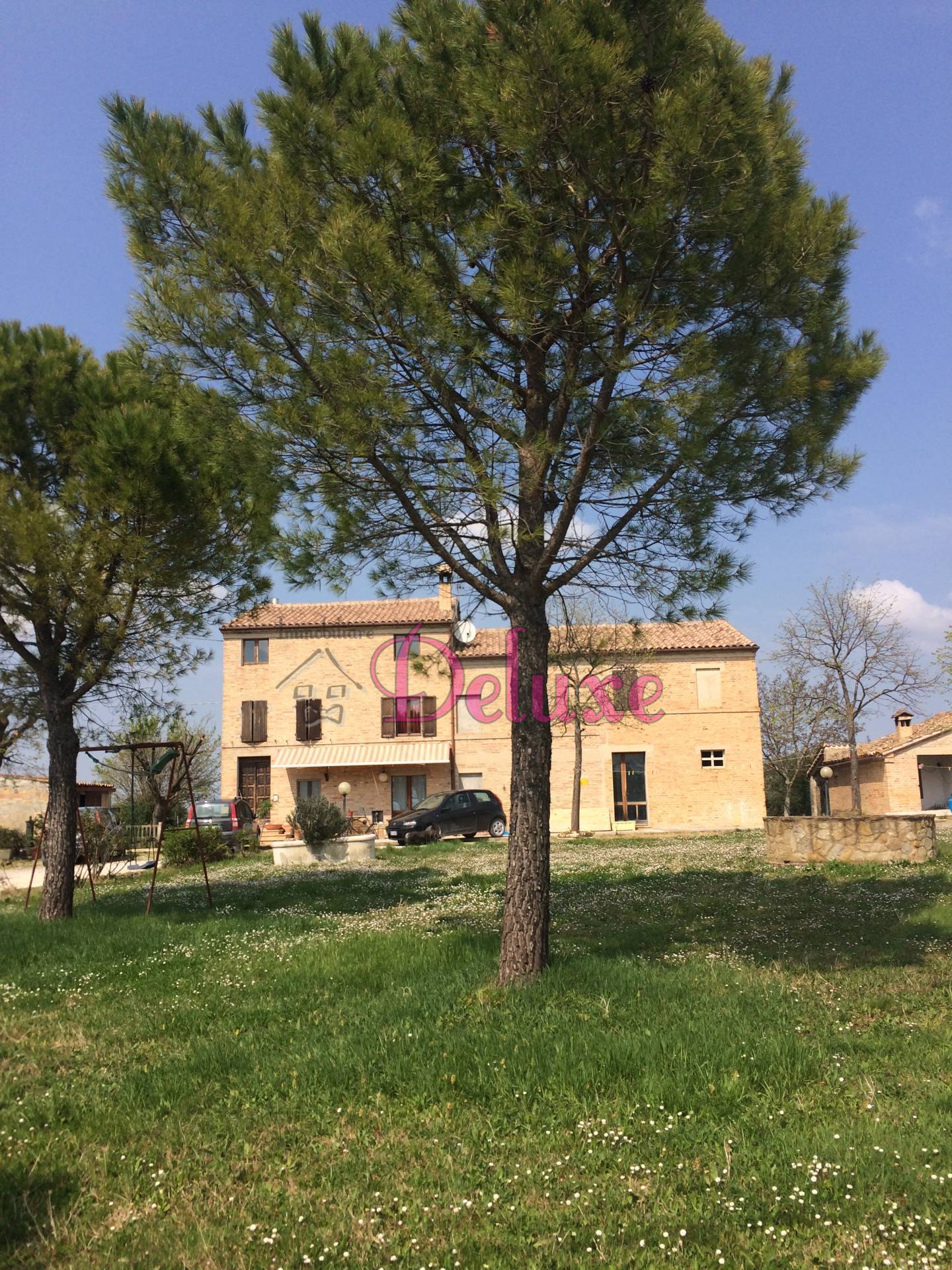 Casa singola in vendita a Treia, c.da piangiano