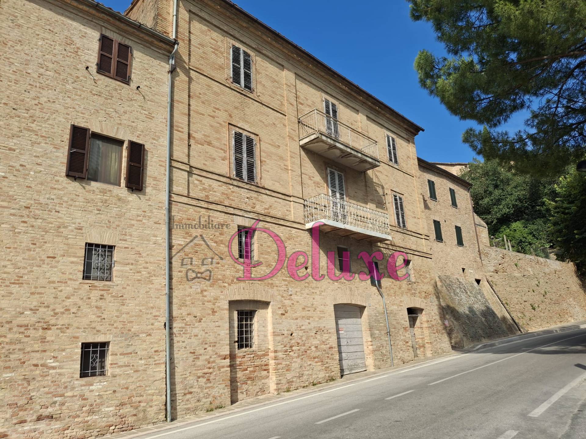 Casa Indipendente in vendita a Treia, centro storico