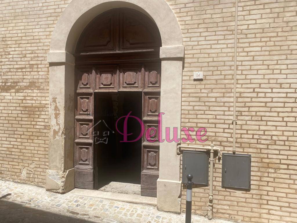 Appartamento in vendita a Corridonia, centro storico