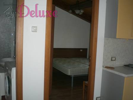 Mansarda in affitto a Macerata, Semicentrale