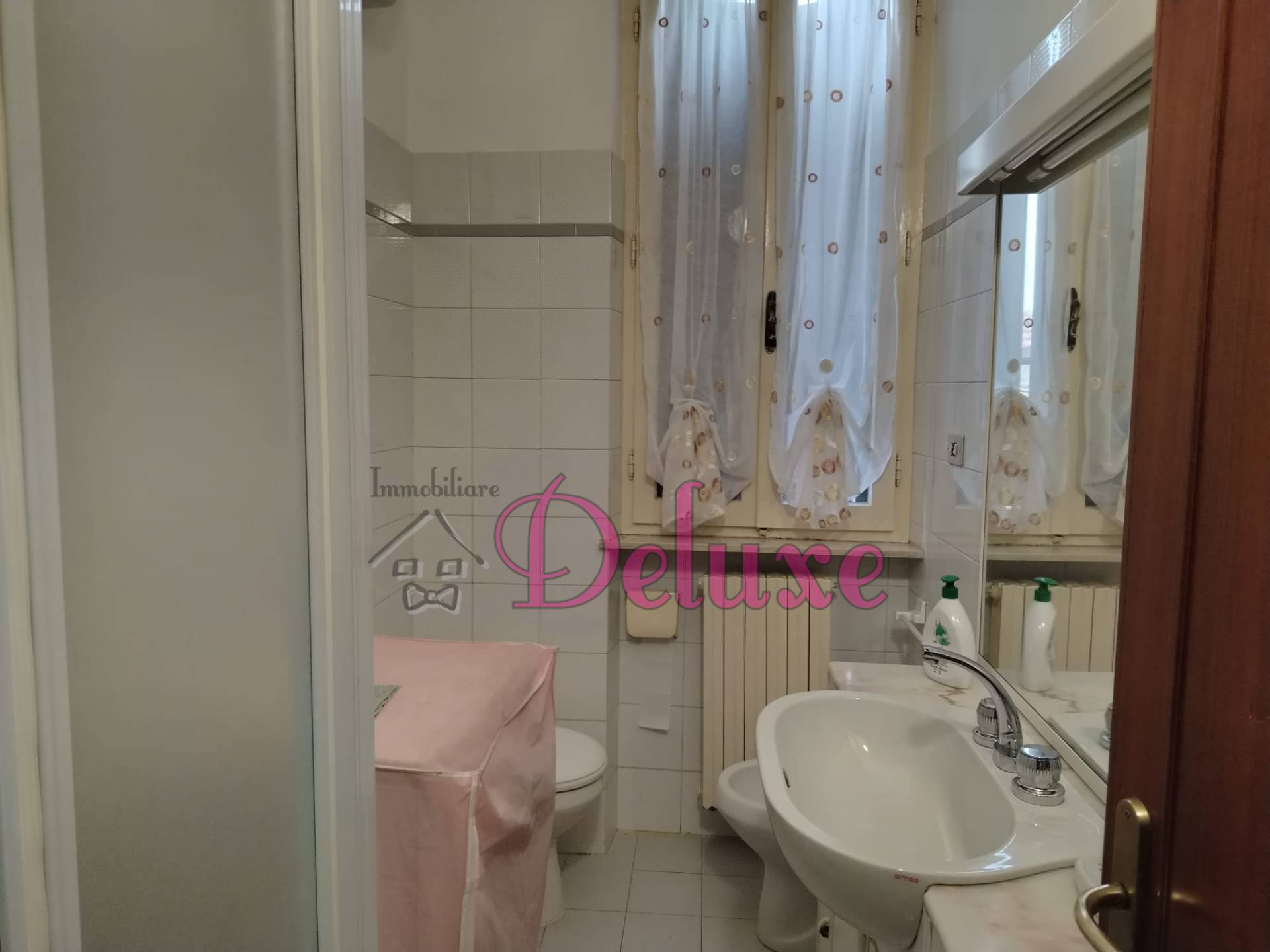 Appartamento in vendita a Macerata, Zona Pace