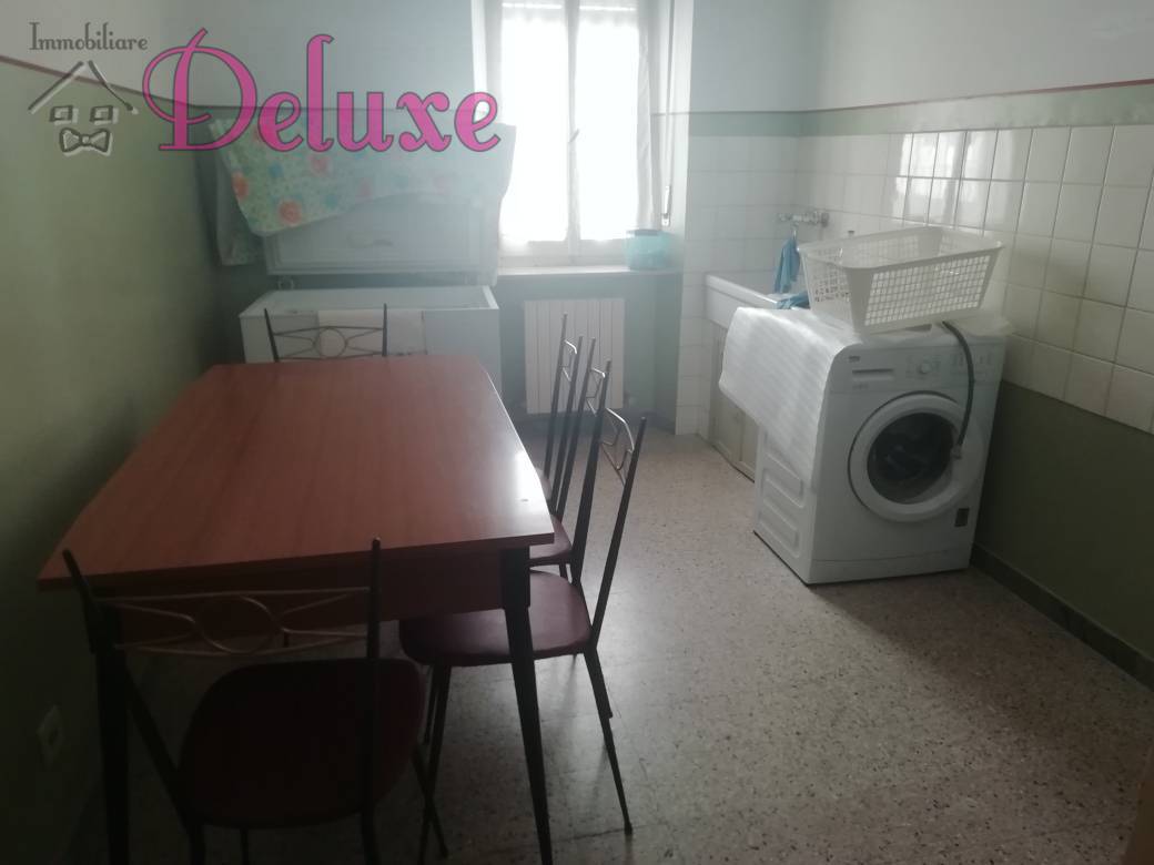 Appartamento in affitto a Macerata, Semicentrale