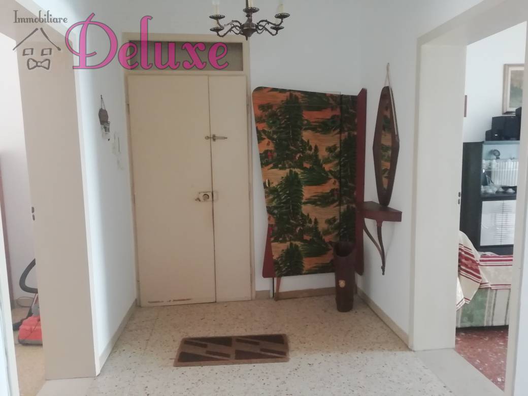 Appartamento in affitto a Macerata, Semicentrale