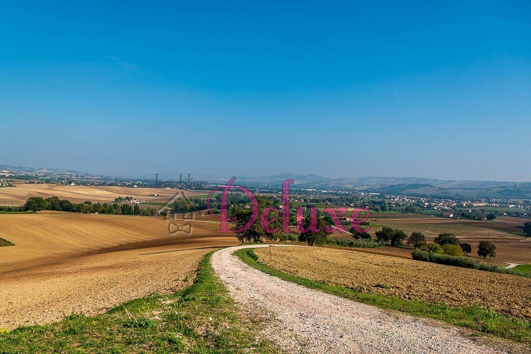 Villa in vendita a Montecassiano