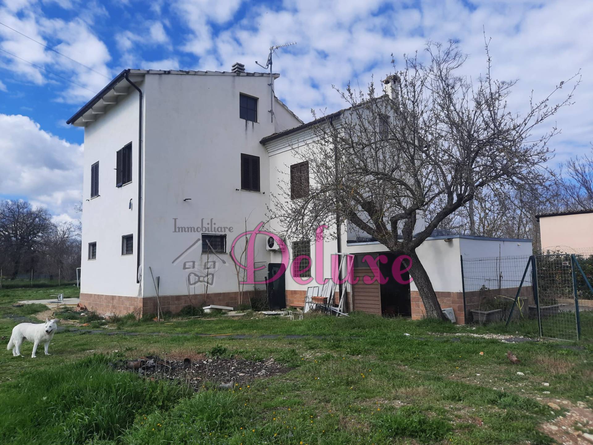 Casa Indipendente in vendita a Macerata, Villa Potenza