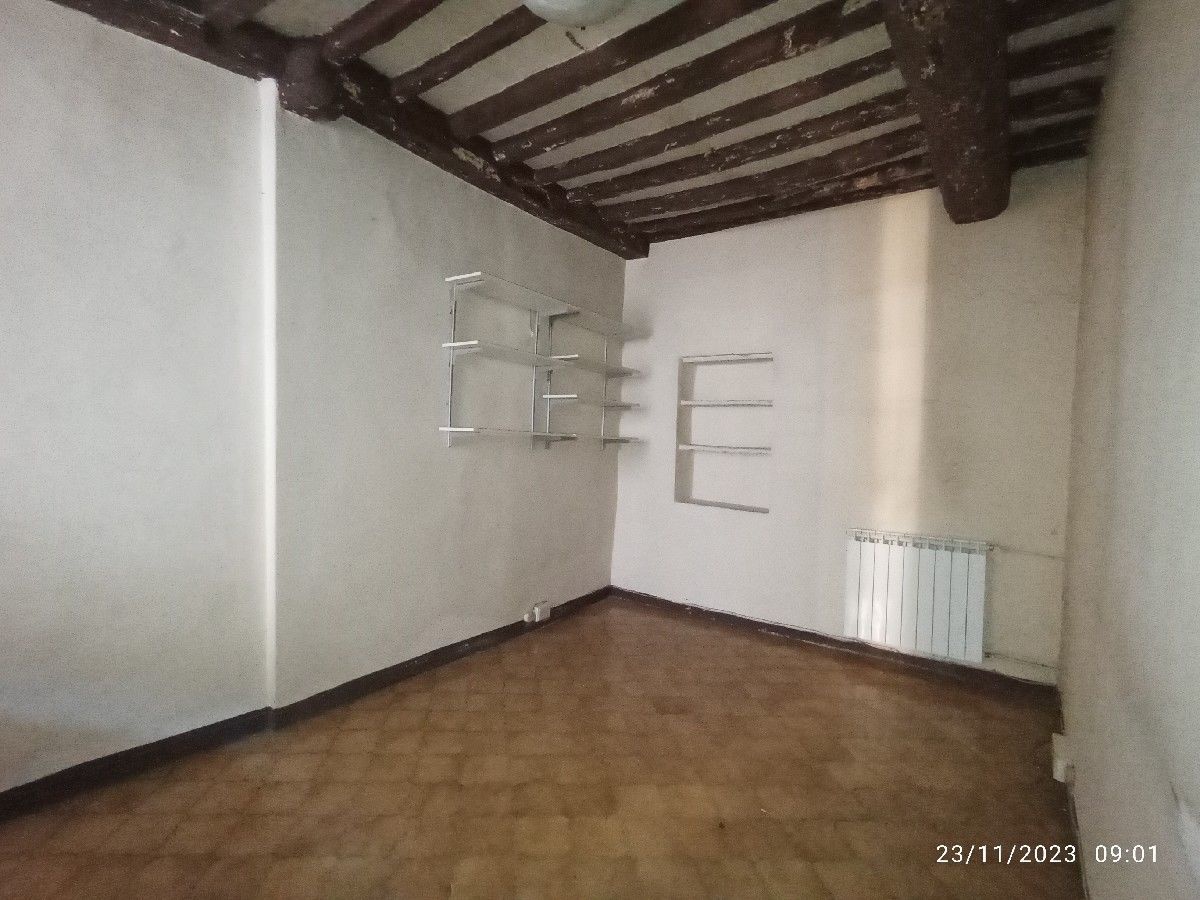 Rustico con box a Camaiore