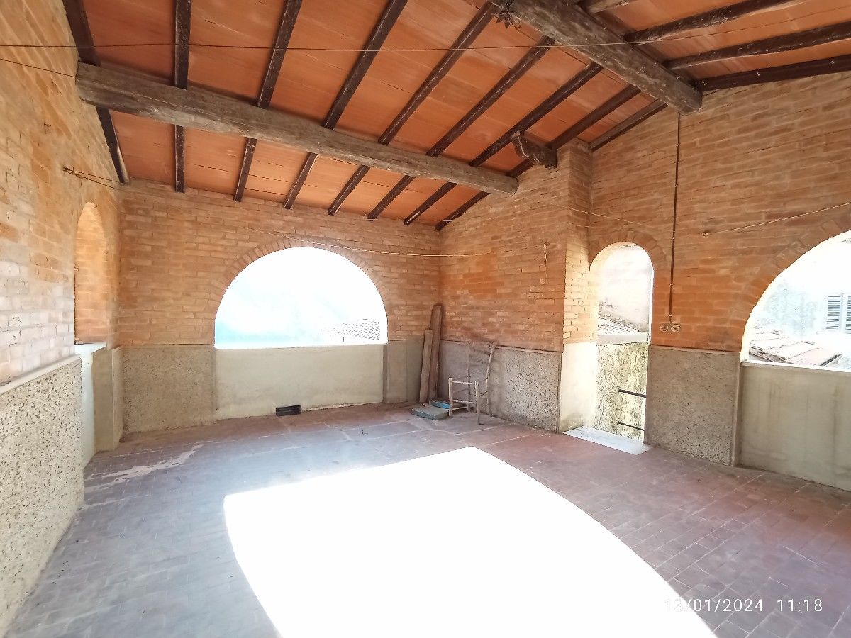 Casa indipendente con giardino a Camaiore