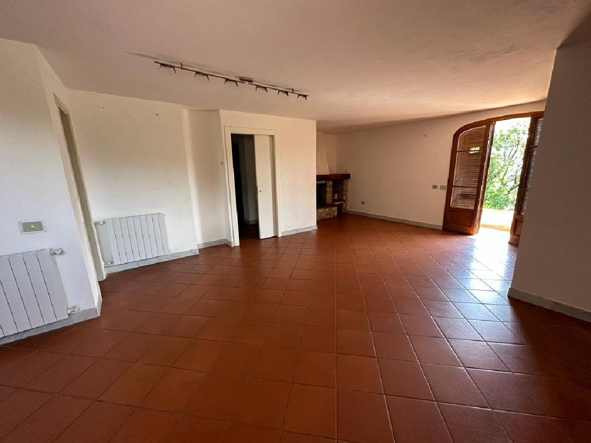 Villa con giardino a Camaiore