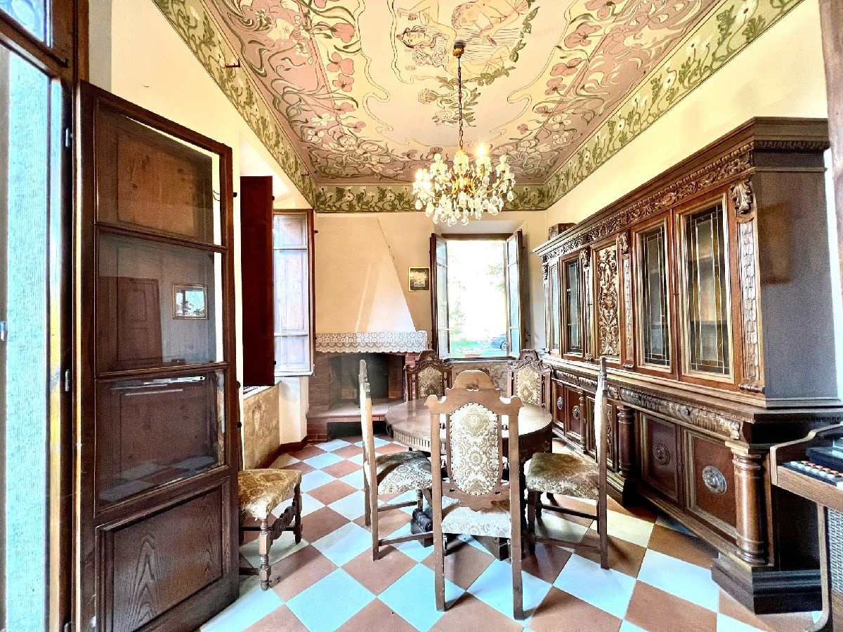 Villa con giardino a Camaiore
