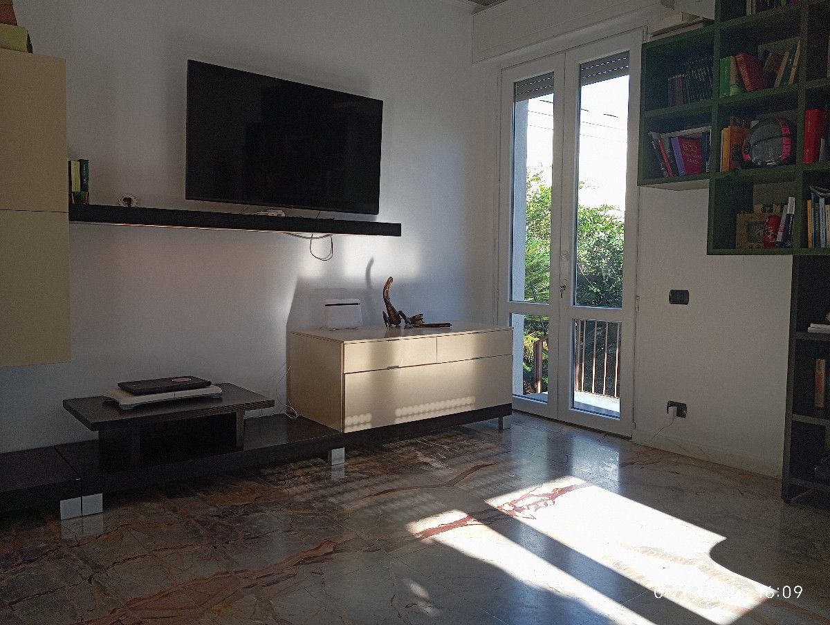 Villa con giardino a Camaiore