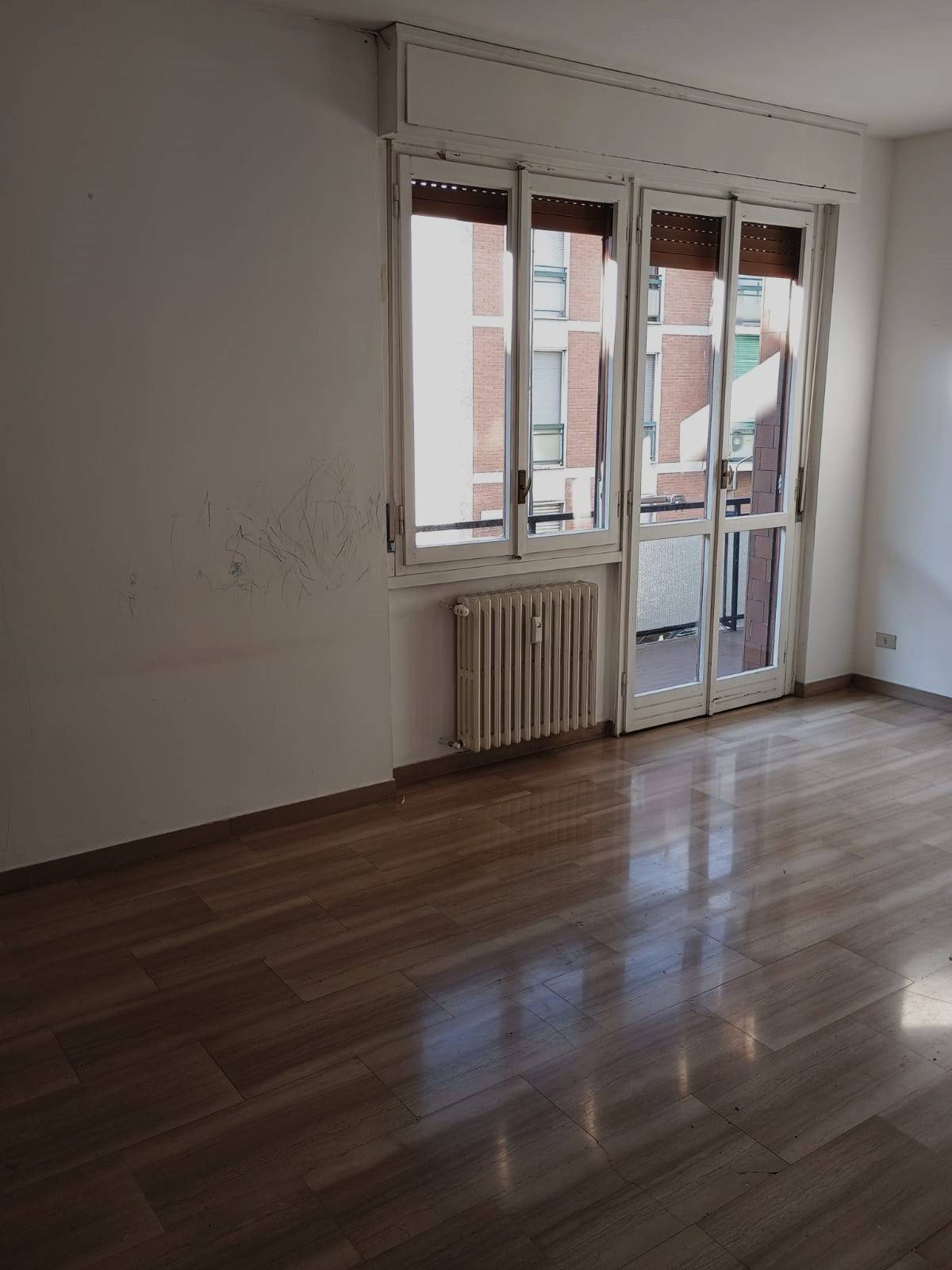 Appartamento in vendita a Milano, Baggio