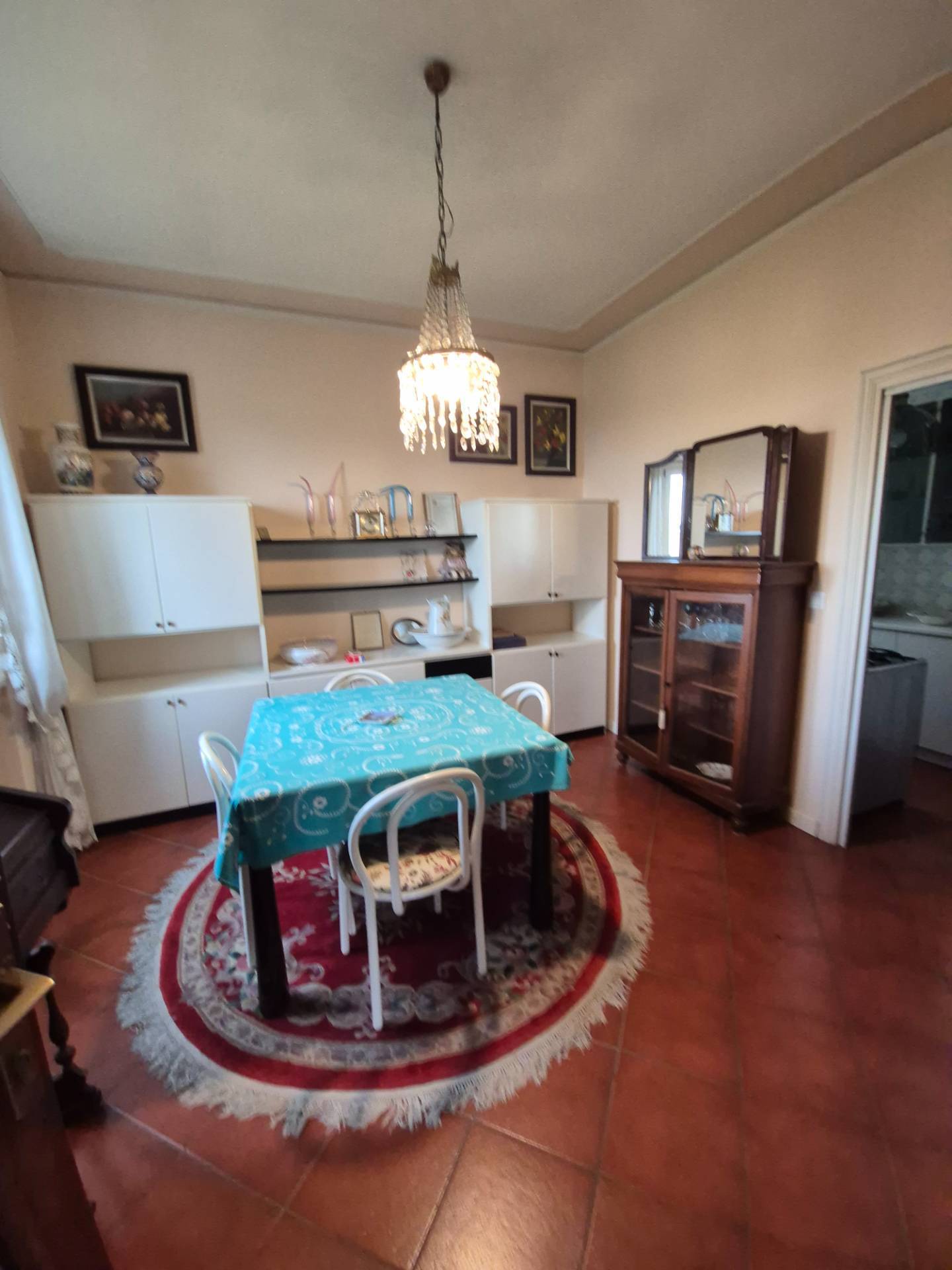 Villa Singola in vendita a Bardolino, Centro