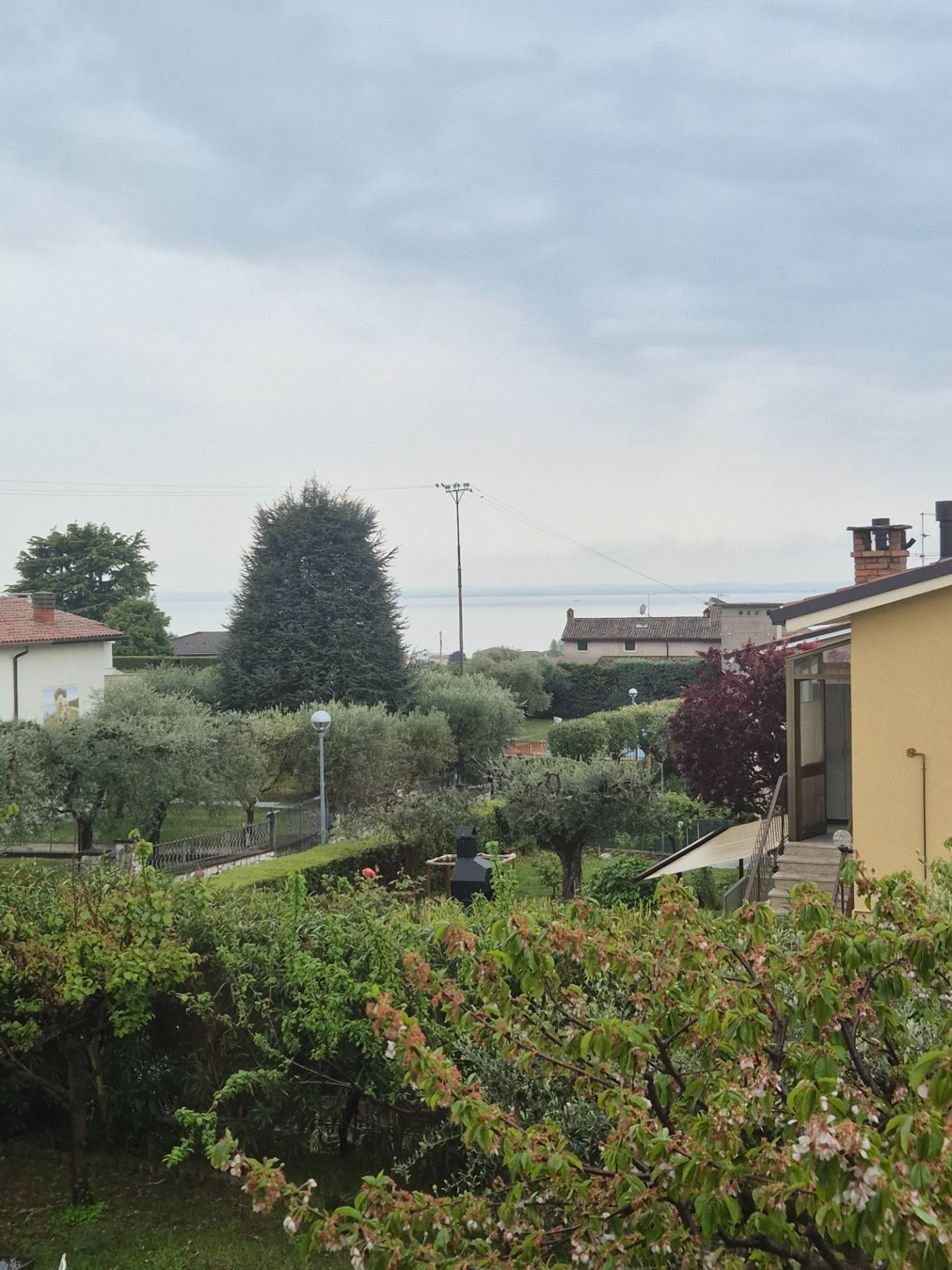 Villa Singola in vendita a Bardolino, Centro