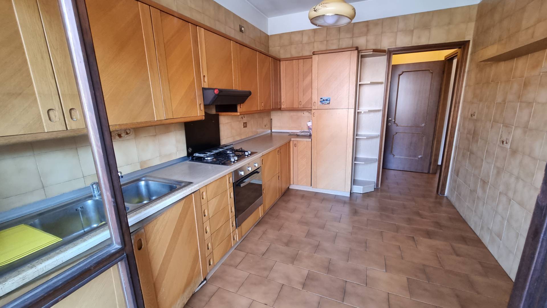 Palazzo/Stabile uso commerciale in vendita a Pioltello, Seggiano