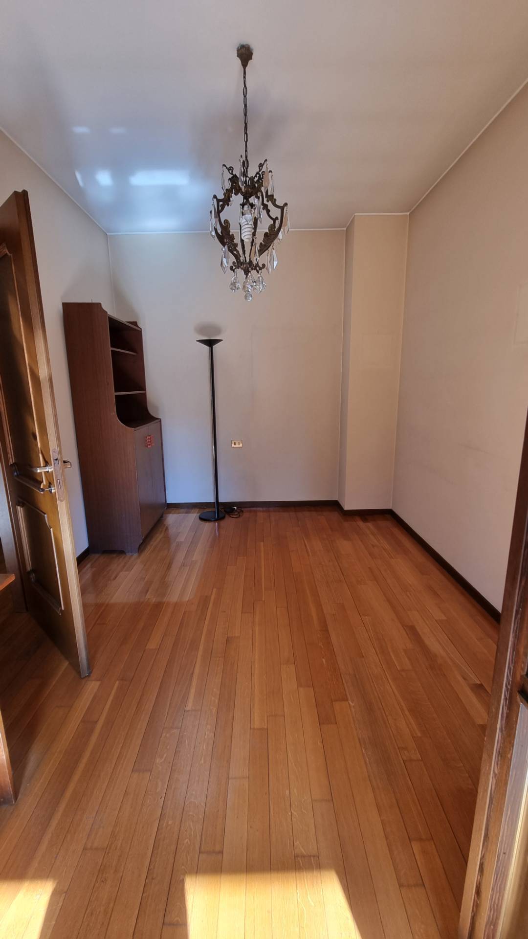 Palazzo/Stabile uso commerciale in vendita a Pioltello, Seggiano