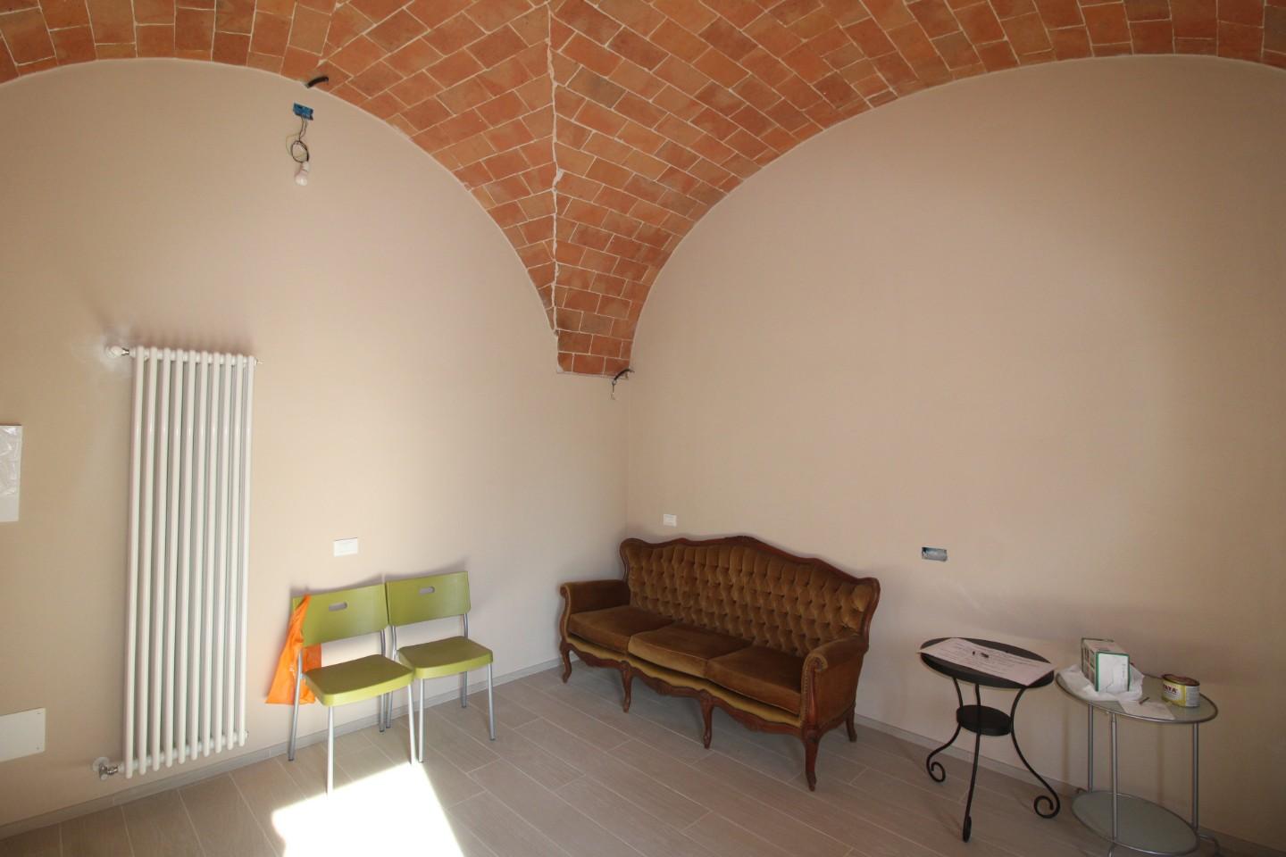 Trilocale con giardino a Pontedera