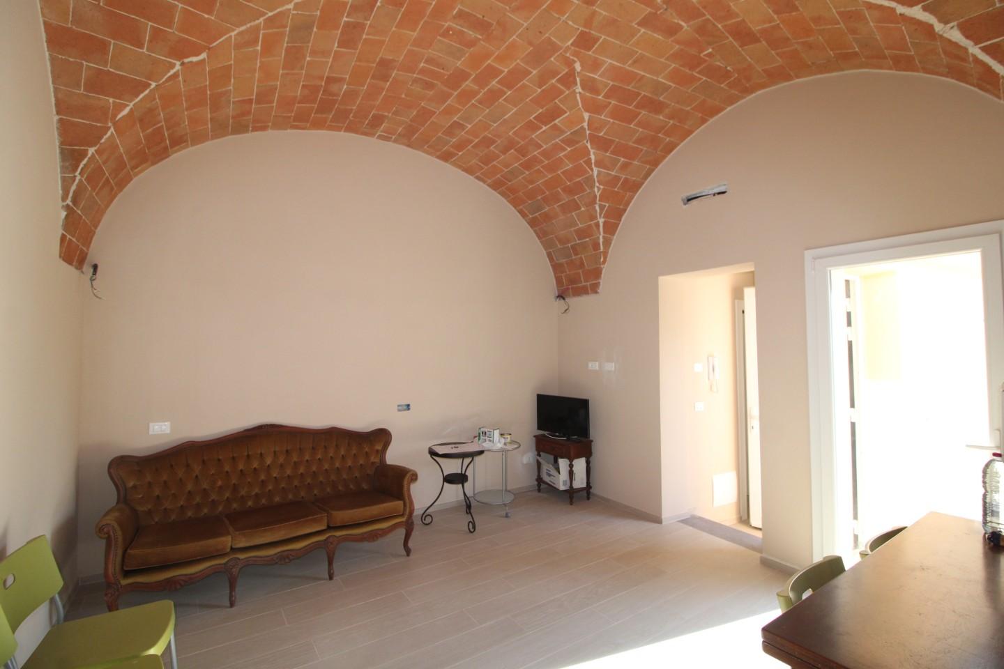 Trilocale con giardino a Pontedera