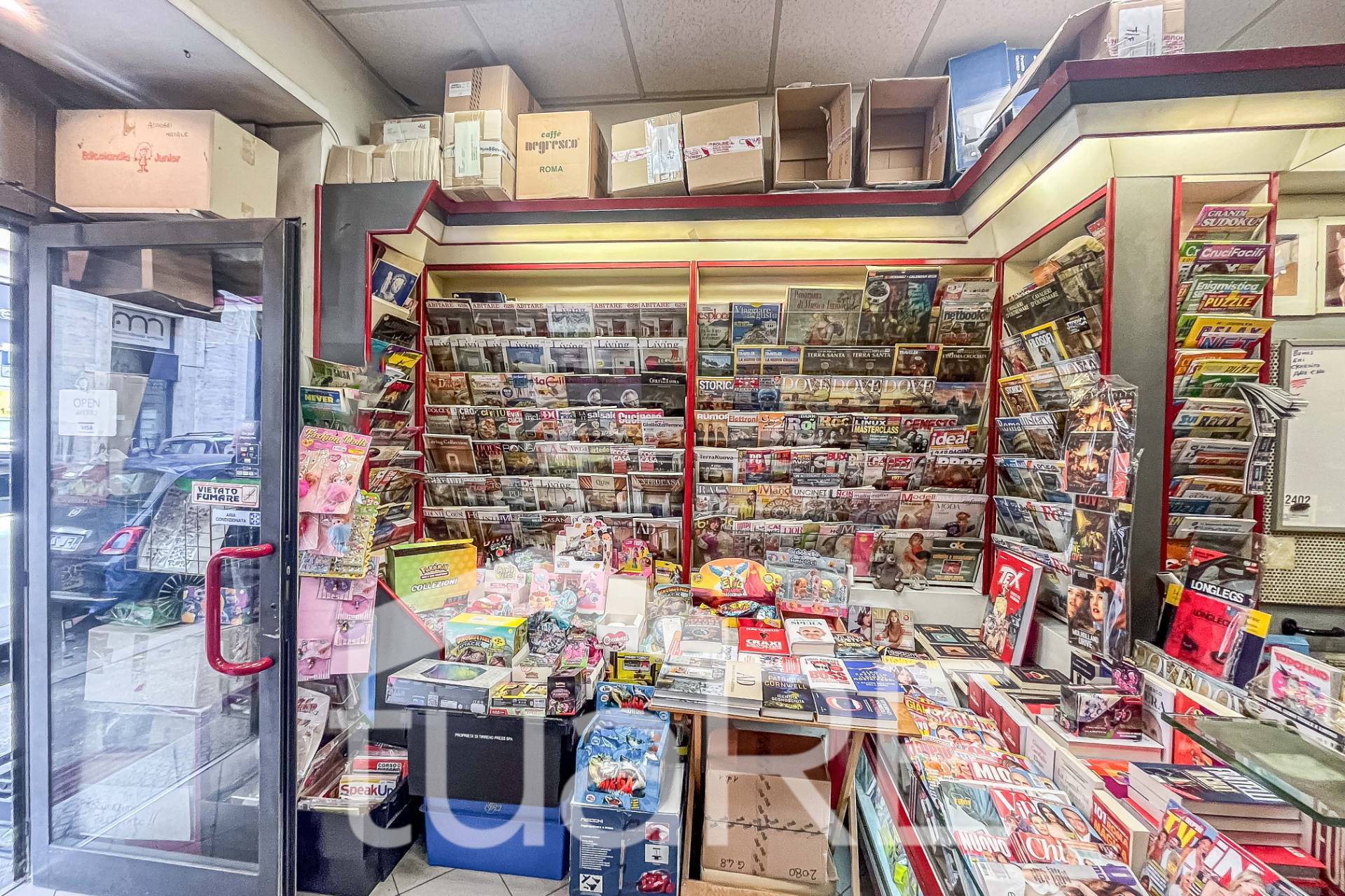 Locale commerciale in vendita a Roma, Trieste