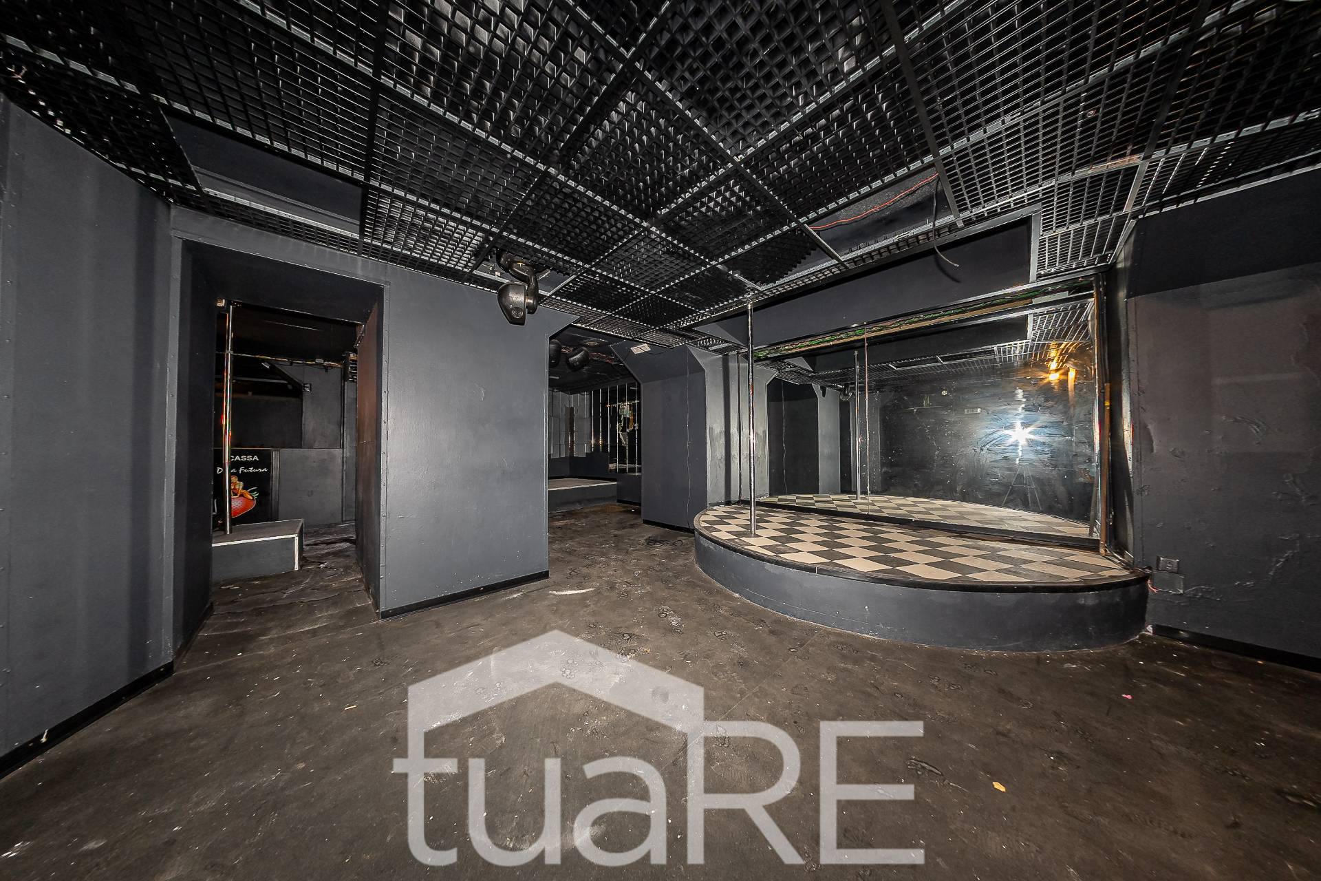 Locale commerciale in vendita a Roma