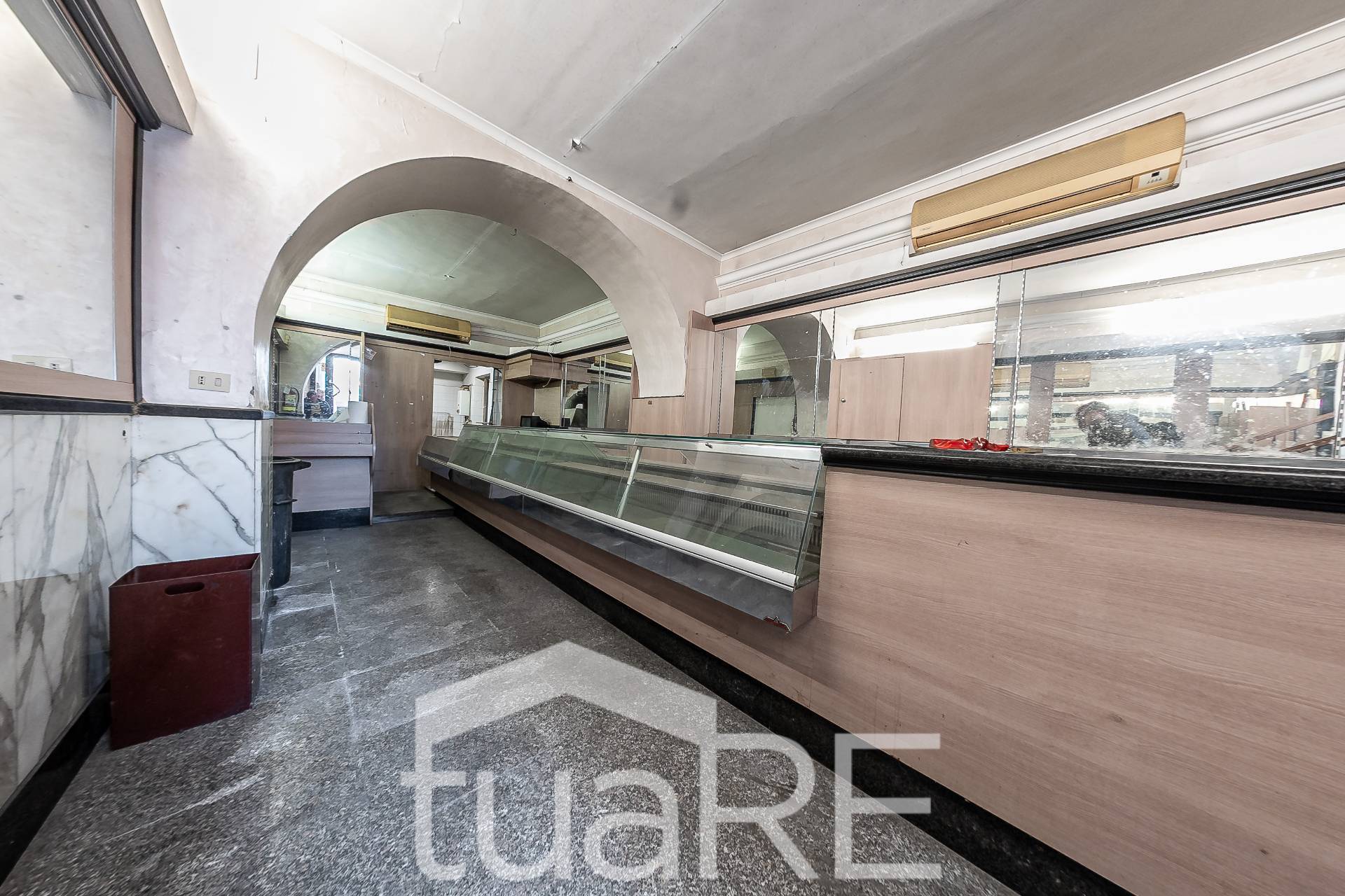 Locale commerciale in affitto a Roma, Centro Storico