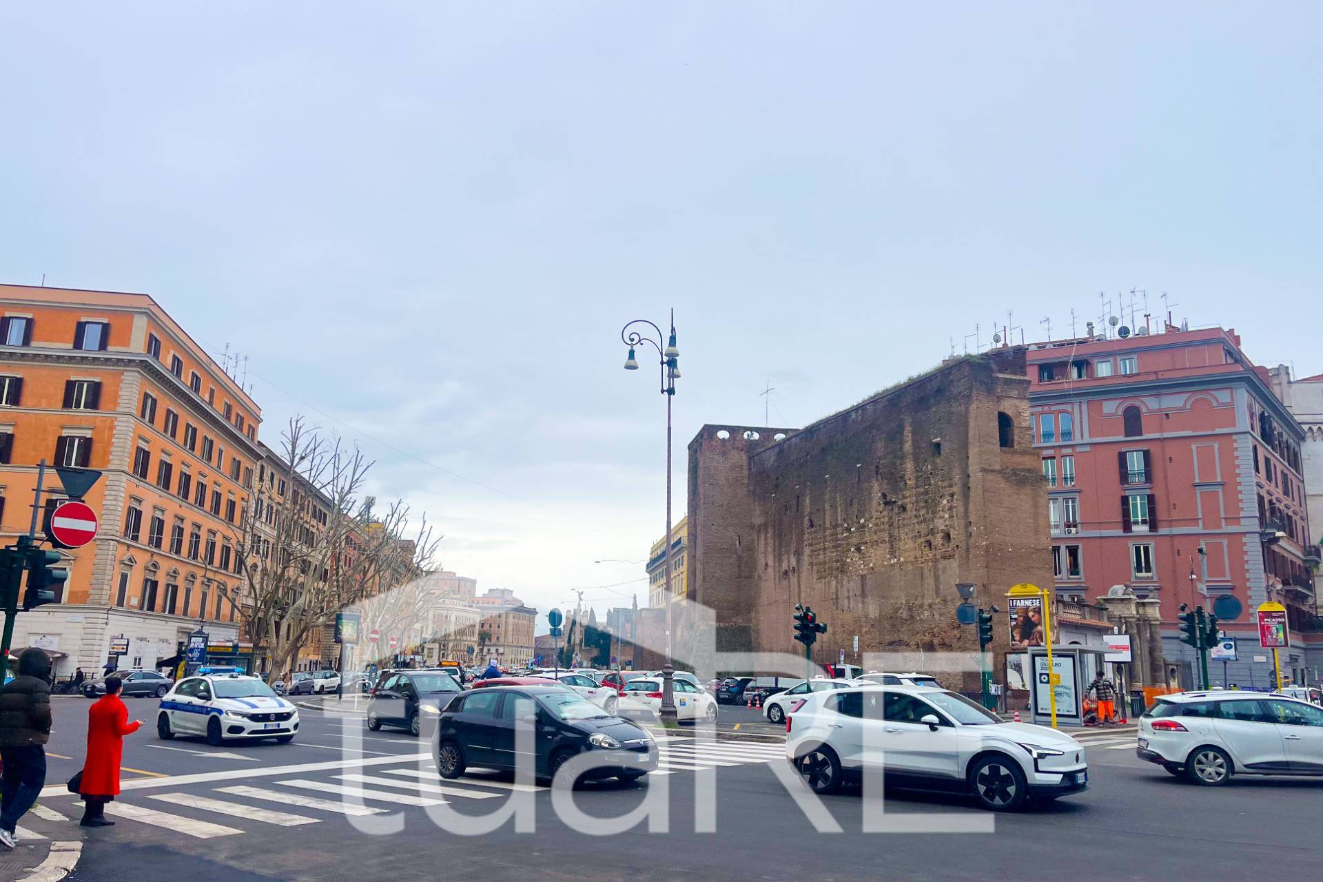 Locale commerciale in vendita a Roma, Centro Storico