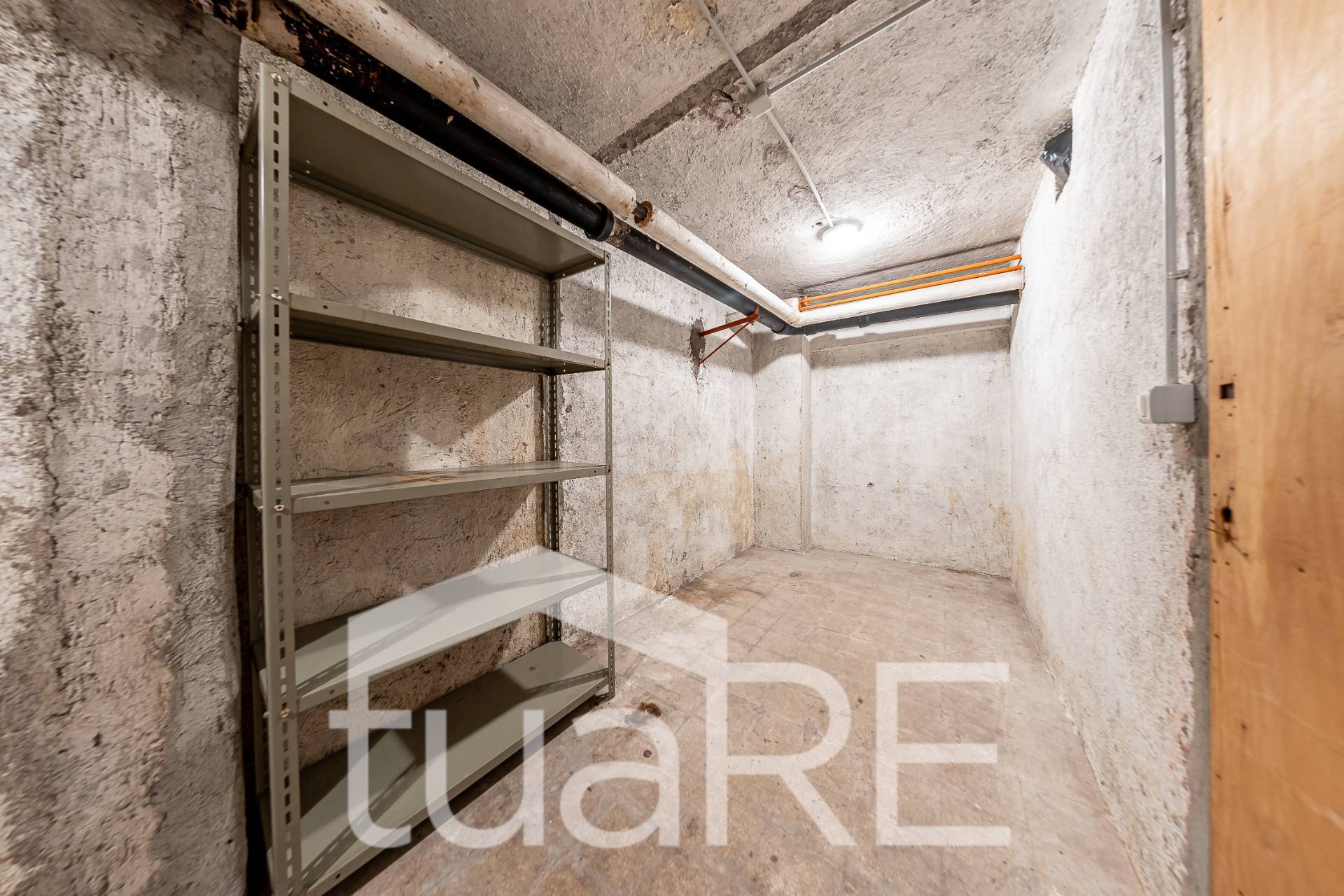 Deposito in vendita a Roma