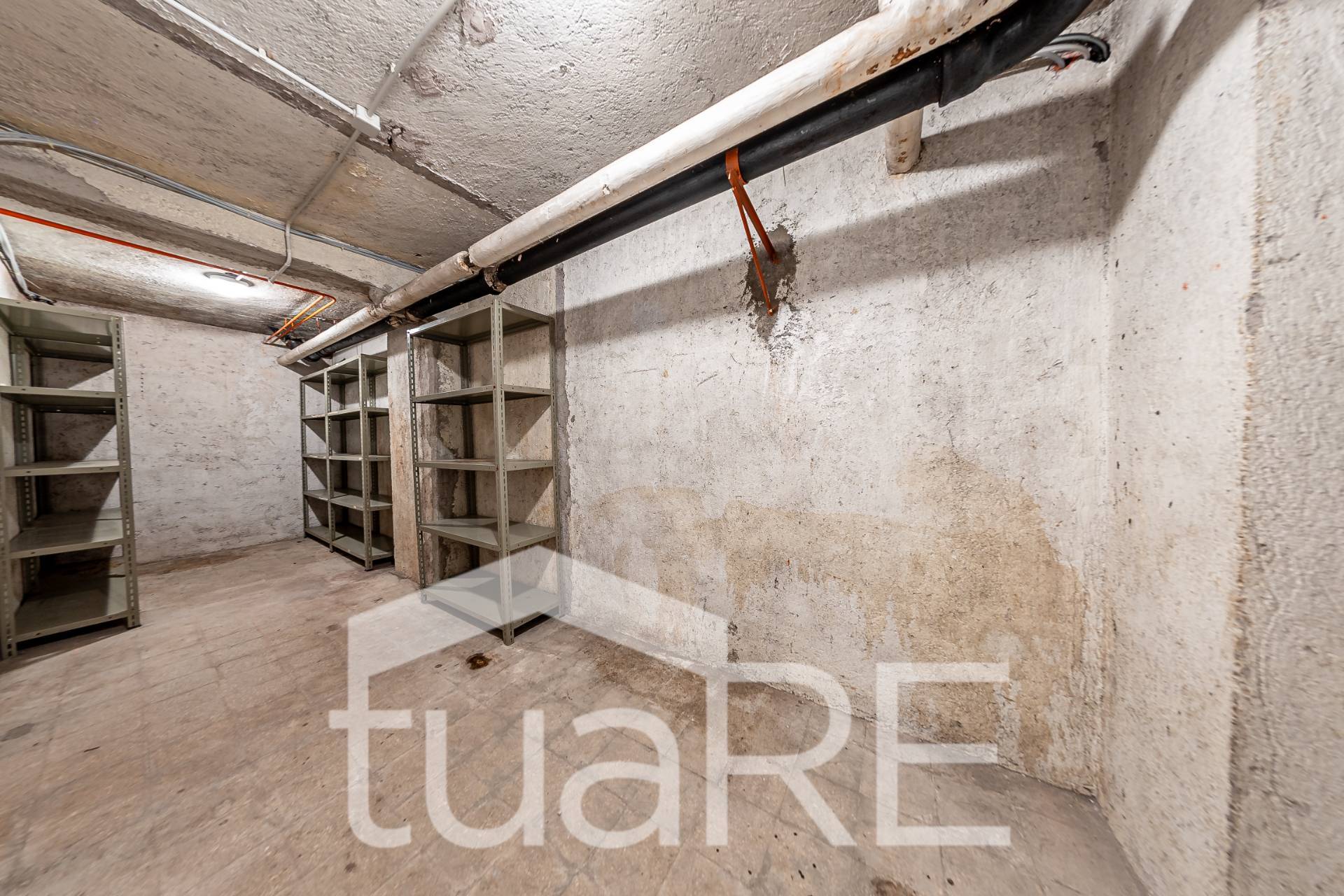 Deposito in vendita a Roma