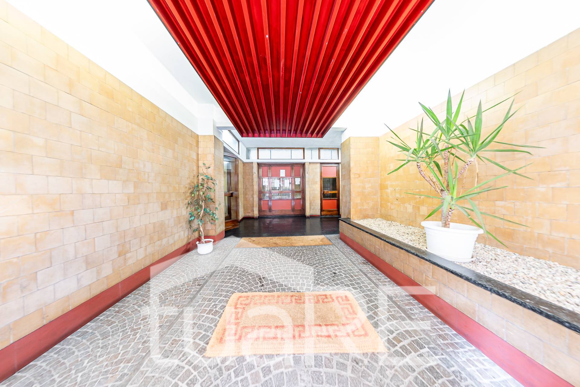 Deposito in vendita a Roma