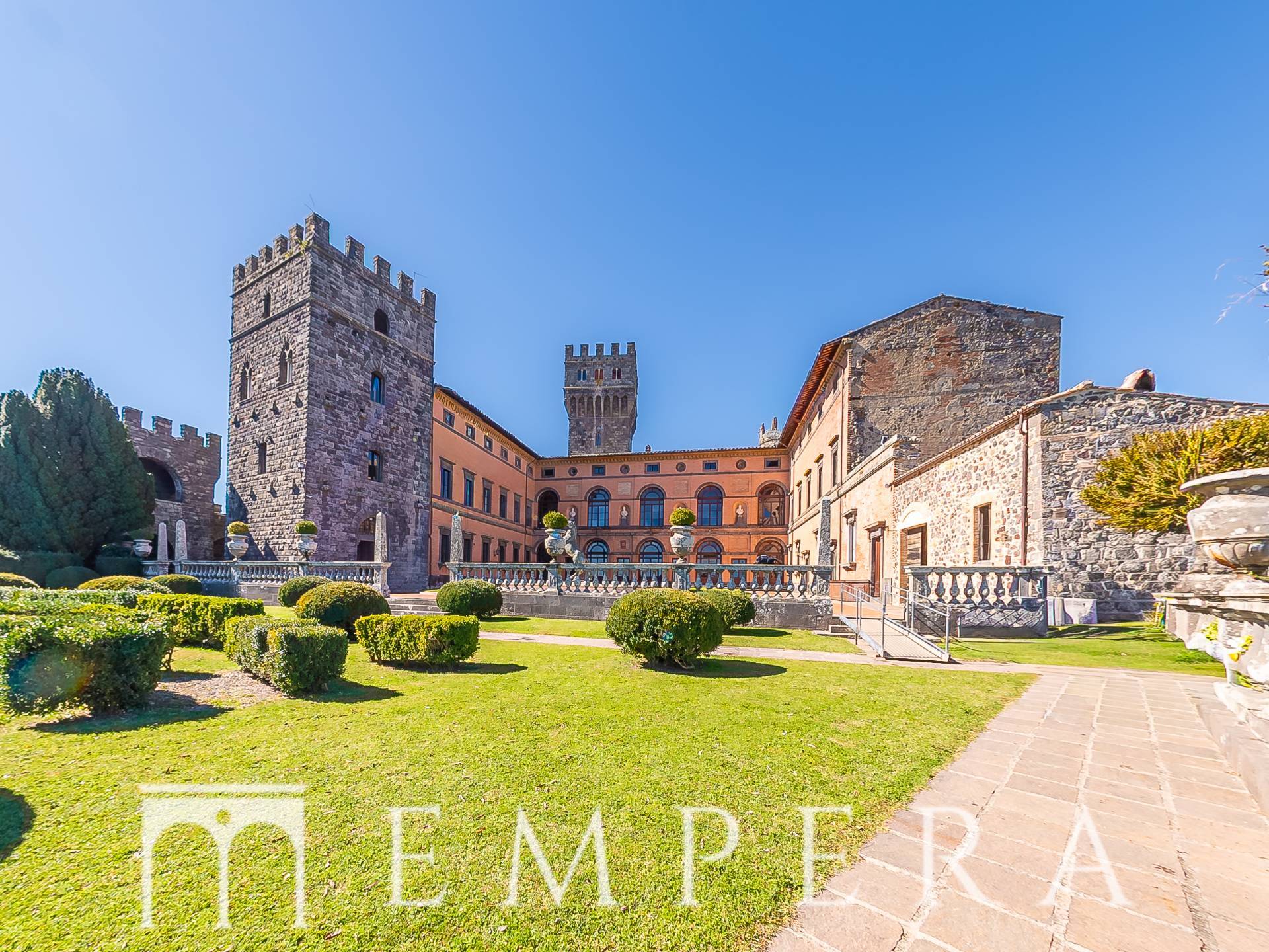 Residenziale in vendita a Acquapendente, Torre Alfina