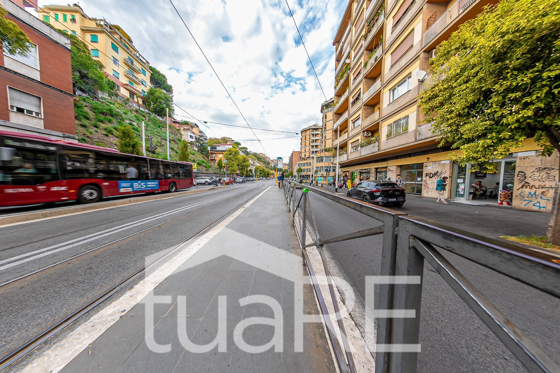 Locale commerciale in vendita a Roma, Trastevere