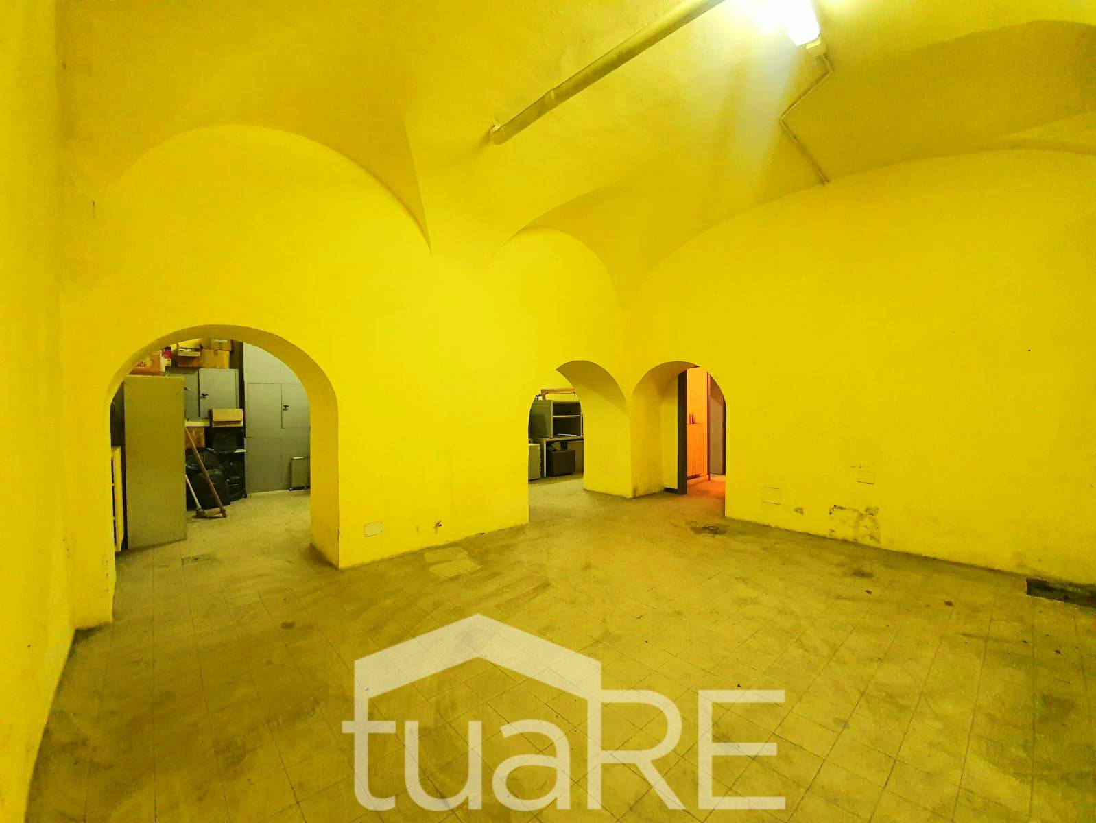 Locale commerciale in vendita a Roma, Trieste