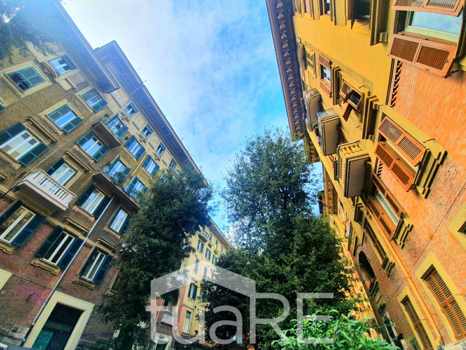 Locale commerciale in vendita a Roma, Trieste