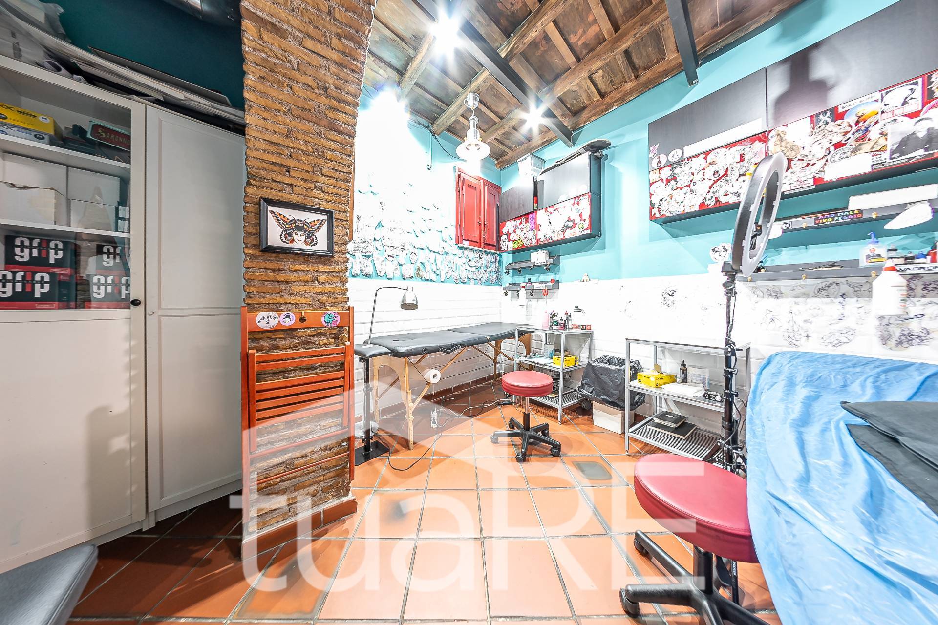 Locale commerciale in vendita a Roma, Trastevere