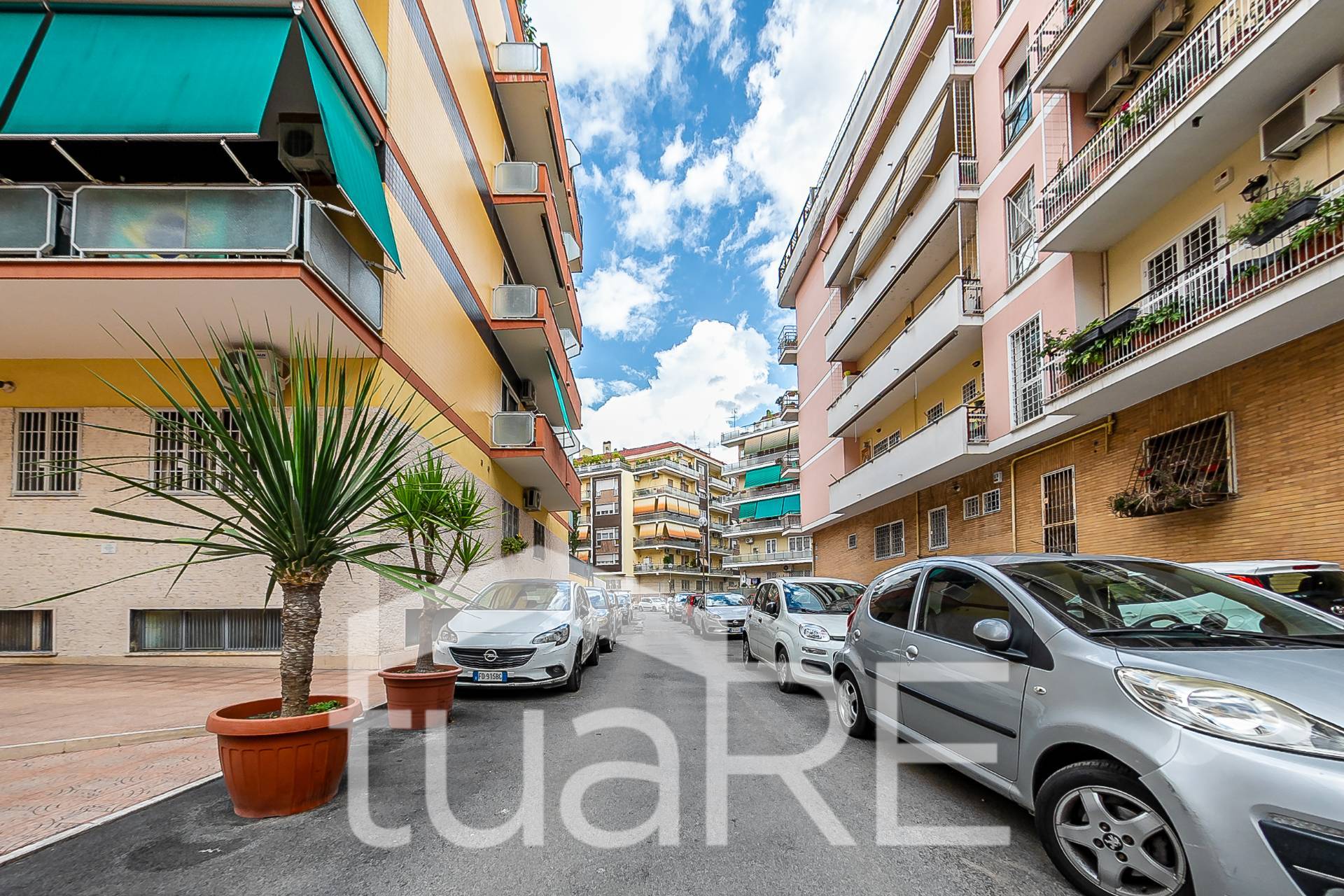 Deposito in vendita a Roma, Marconi