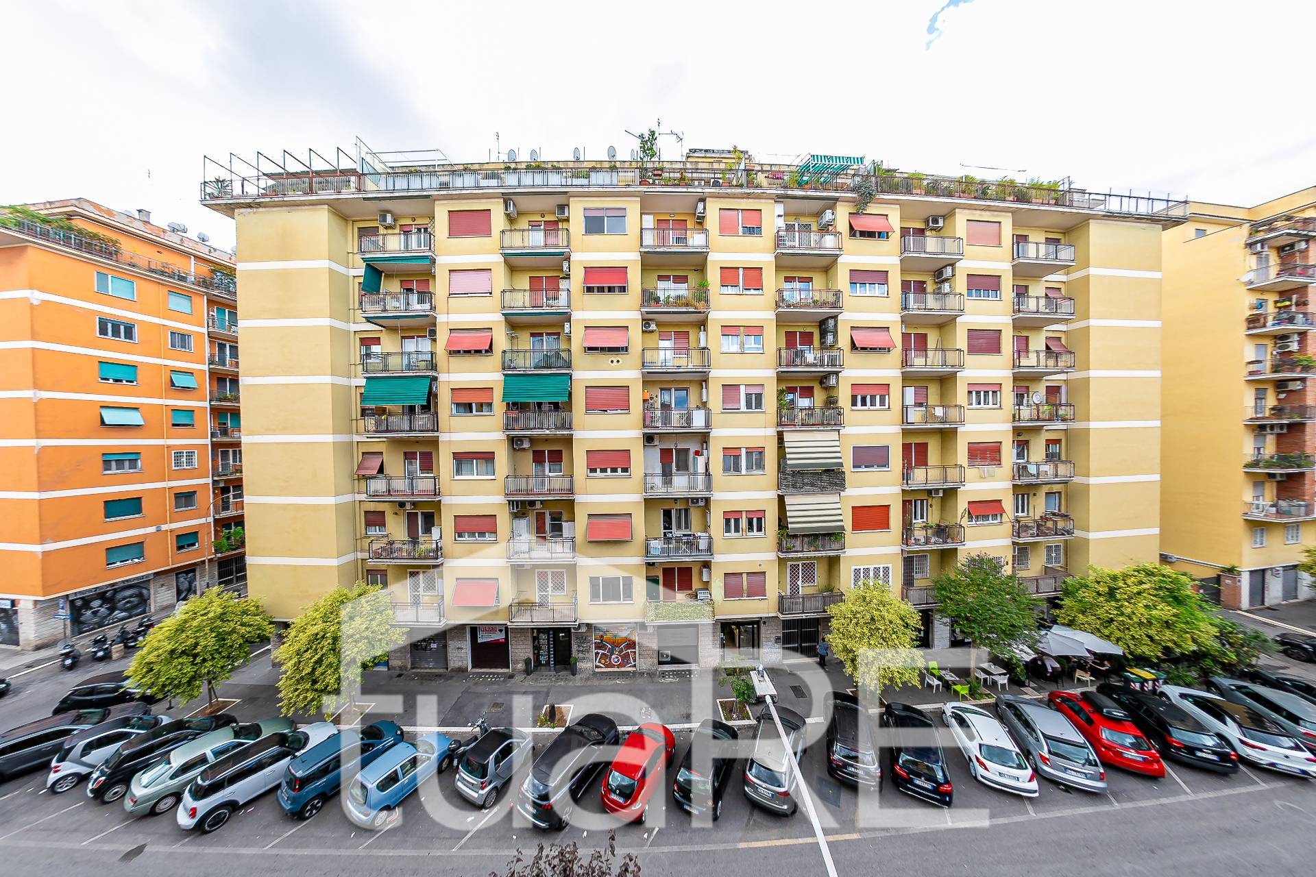 Deposito in vendita a Roma, Marconi