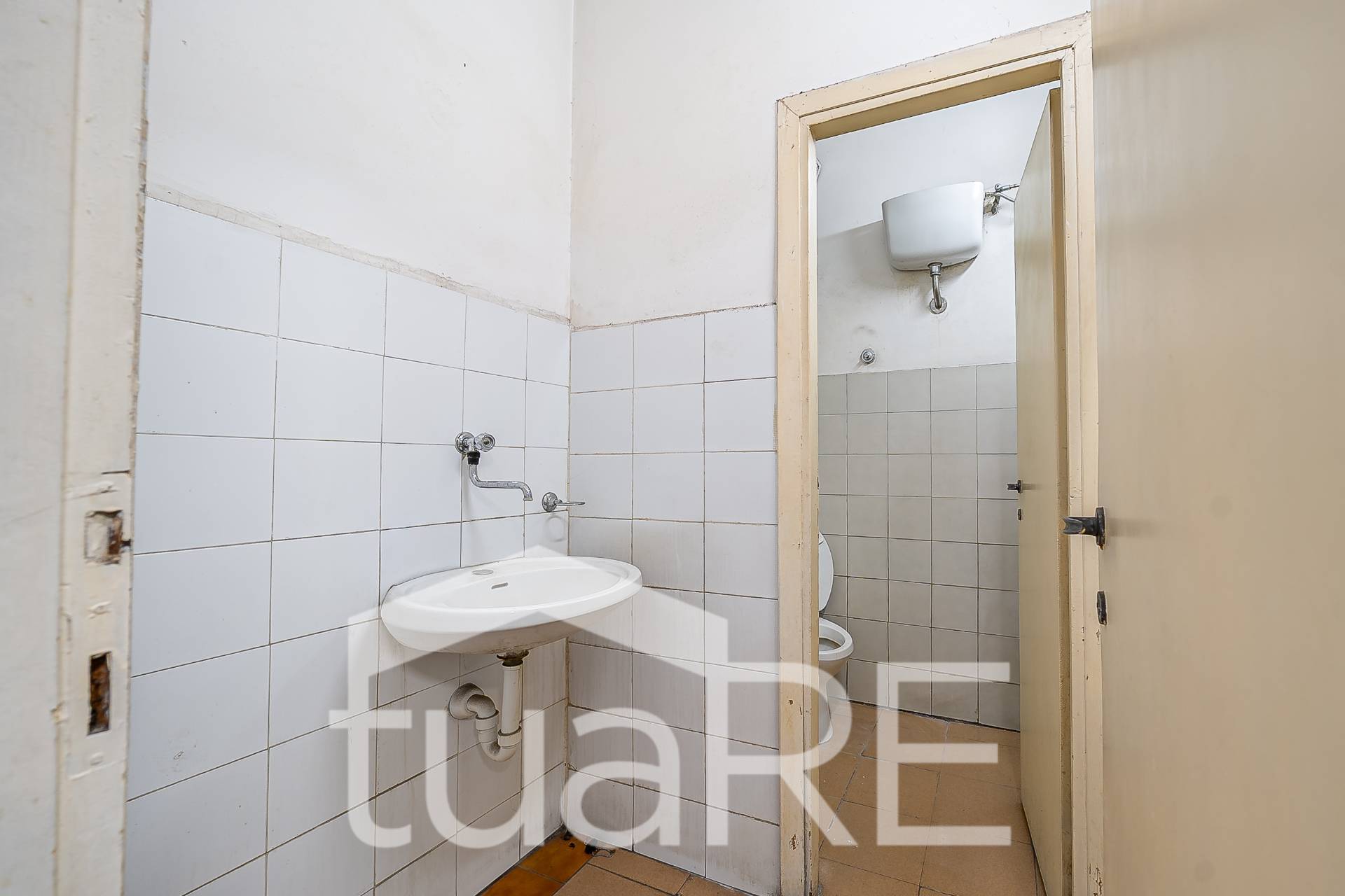 Locale commerciale in vendita a Roma, Boccea