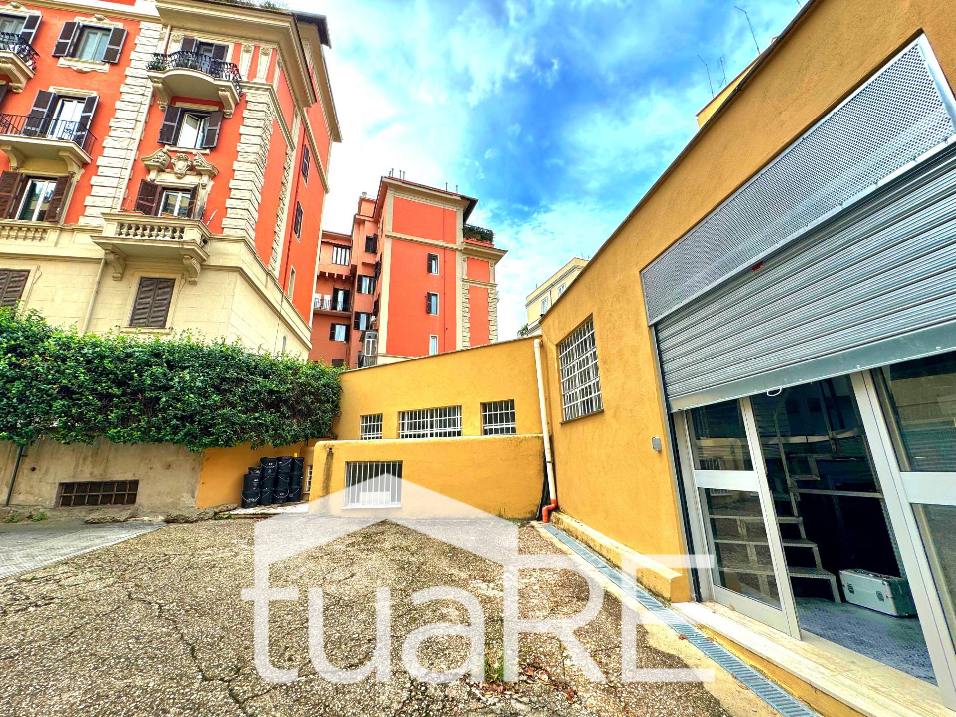 Box o garage in vendita a Roma, Prati